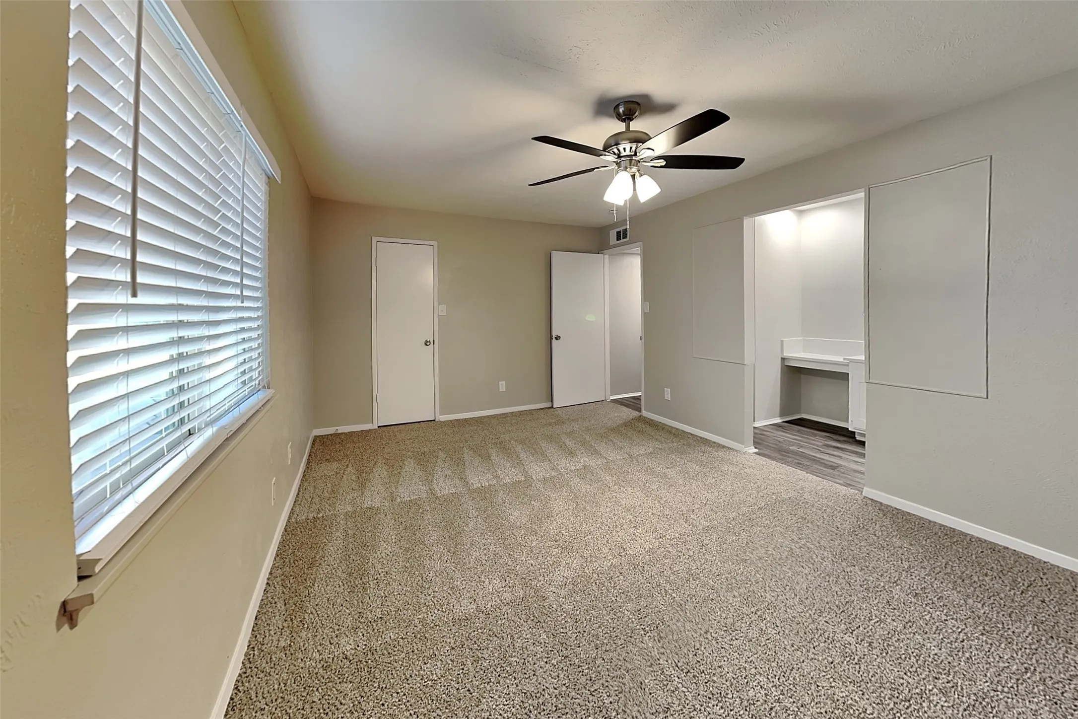 Single Family Residence For Rent in Collin County , 518 White Oak Street, Allen, Texas 75002, 3 Bedroom, 2 Bathroom, 2 Garage spaces, 1,512 Sqft, built in 1981, mls#21361006, Real Estate Agent in Allen, Homes For Rent in Collin county, Homes For Rent in Allen, Realtor in Allen Texas, Real Estate Brokerage Independent Realty Texas, Luminita Cordes Realtor
