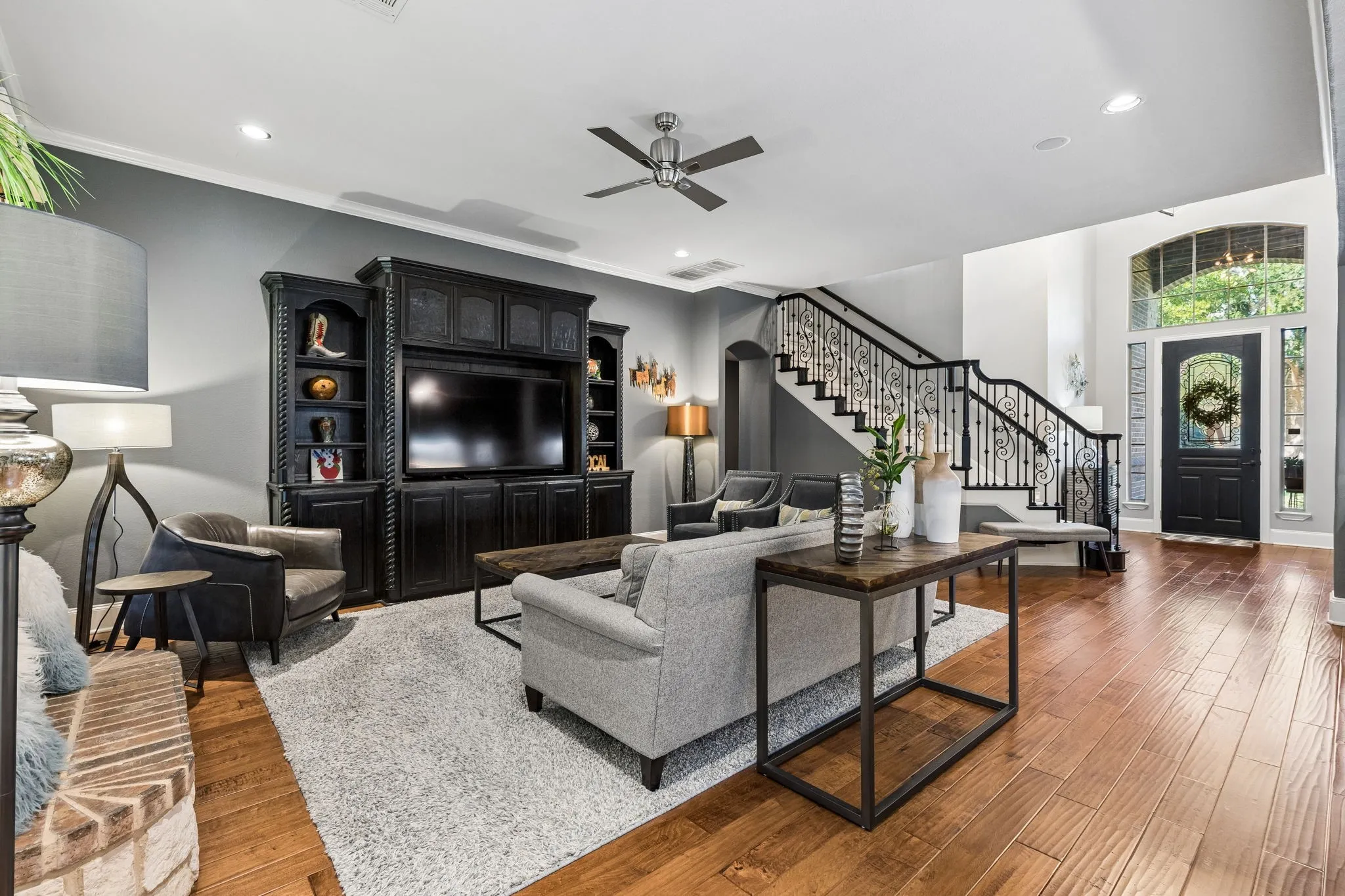 Single Family Residence For Sale in Tarrant County , 1411 Ashmore Court, Keller, Texas 76248, 4 Bedroom, 4 Bathroom, 2 Garage spaces, 3,254 Sqft, built in 2005, mls#21359751, Real Estate Agent in Keller, Homes For Sale in Tarrant county, Homes For Sale in Keller, Realtor in Keller Texas, Real Estate Brokerage Independent Realty Texas, Luminita Cordes Realtor