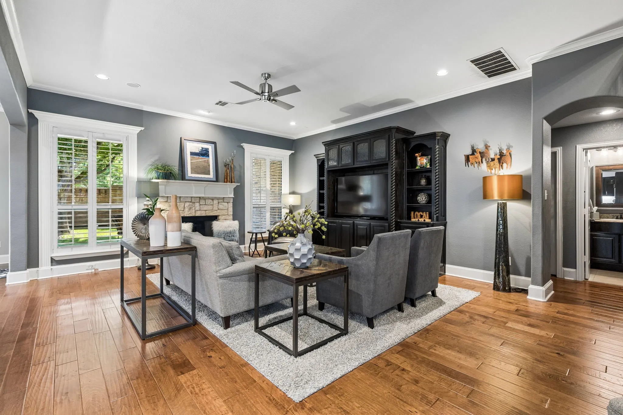 Single Family Residence For Sale in Tarrant County , 1411 Ashmore Court, Keller, Texas 76248, 4 Bedroom, 4 Bathroom, 2 Garage spaces, 3,254 Sqft, built in 2005, mls#21359751, Real Estate Agent in Keller, Homes For Sale in Tarrant county, Homes For Sale in Keller, Realtor in Keller Texas, Real Estate Brokerage Independent Realty Texas, Luminita Cordes Realtor