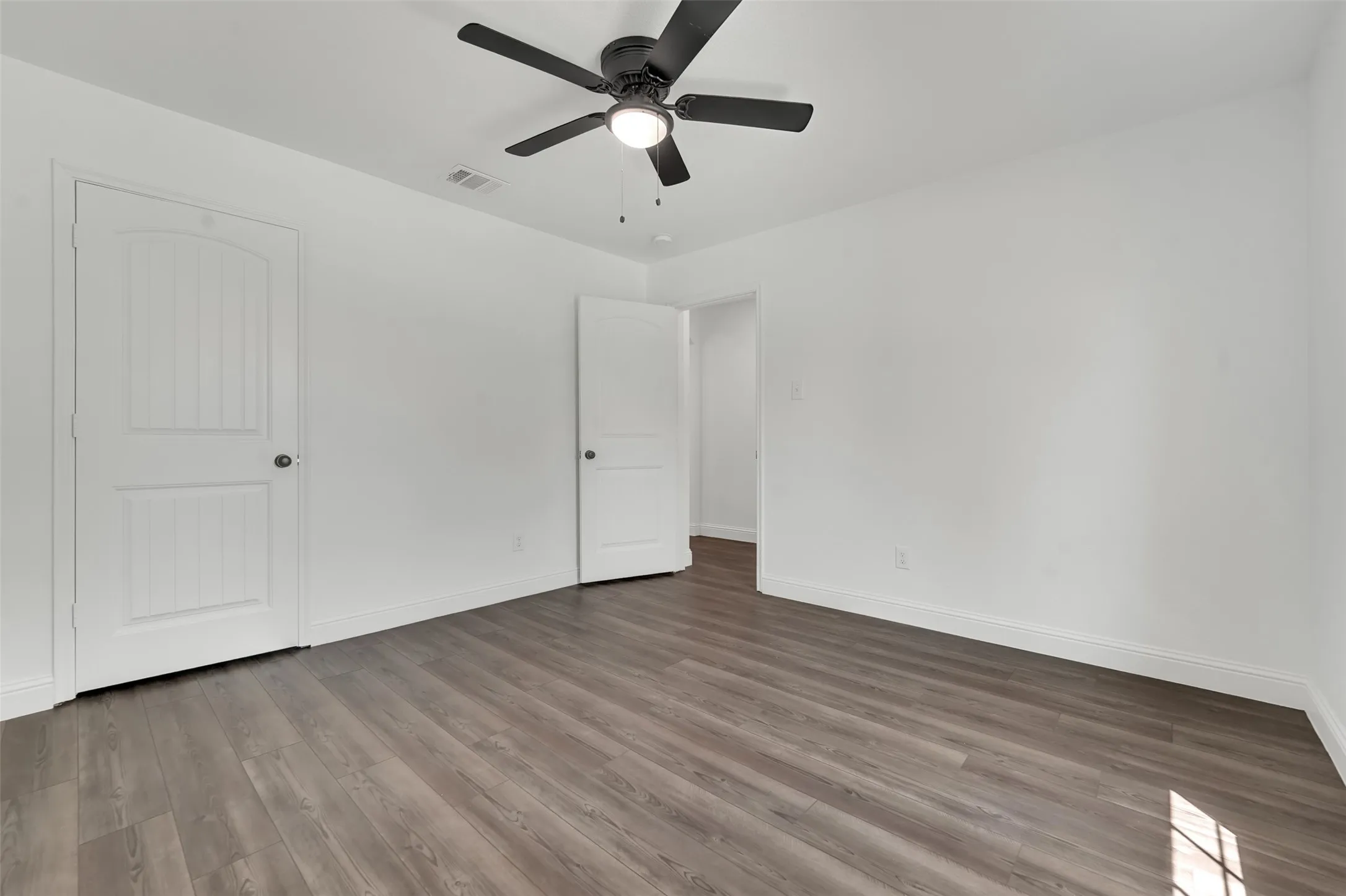 Single Family Residence For Rent in Collin County , 1810 Prairie View Drive, Princeton, Texas 75407, 4 Bedroom, 3 Bathroom, 2 Garage spaces, 1,901 Sqft, built in 2015, Price $2,350, mls#21360331, Real Estate Agent in Princeton, Homes For Rent in Collin county, Homes For Rent in Princeton, Realtor in Princeton Texas, Real Estate Brokerage Independent Realty Texas, Luminita Cordes Realtor