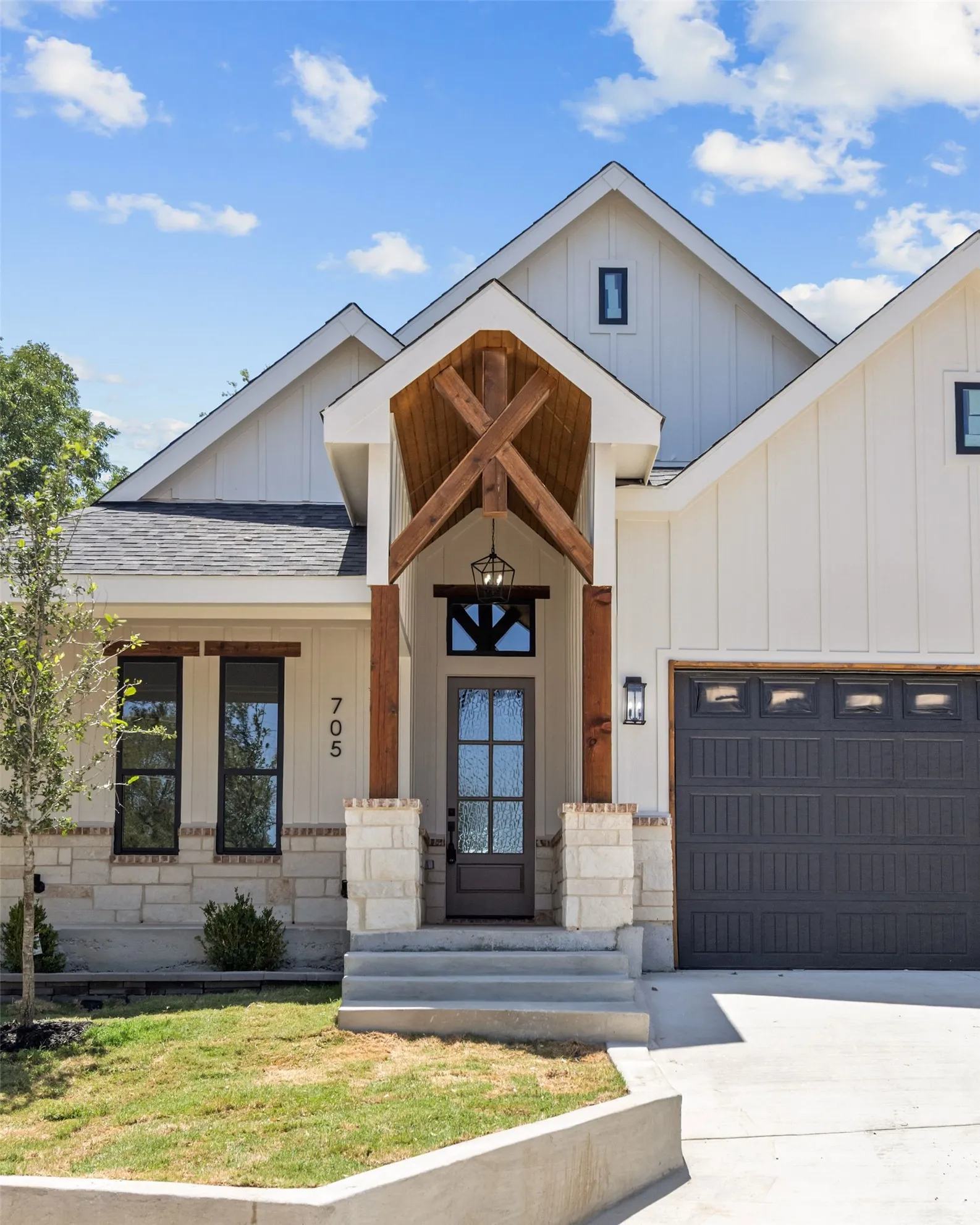Single Family Residence For Sale in Tarrant County , 705 Cliff Street, Fort Worth, Texas 76164, 4 Bedroom, 2 Bathroom, 2 Garage spaces, 1,950 Sqft, built in 2026, mls#21360591, Real Estate Agent in Fort Worth, Homes For Sale in Tarrant county, Homes For Sale in Fort Worth, Realtor in Fort Worth Texas, Real Estate Brokerage Independent Realty Texas, Luminita Cordes Realtor