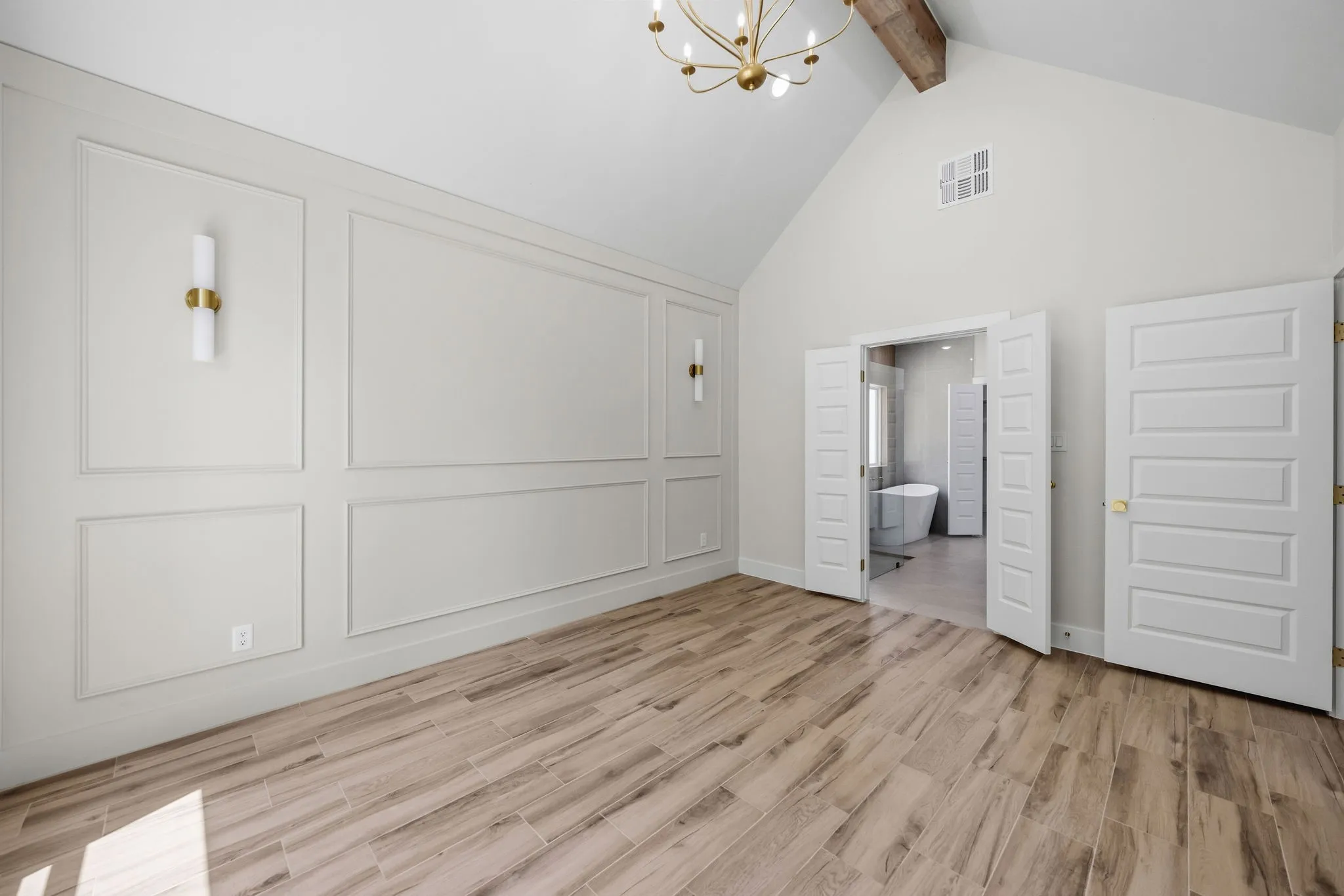 Single Family Residence For Sale in Tarrant County , 705 Cliff Street, Fort Worth, Texas 76164, 4 Bedroom, 2 Bathroom, 2 Garage spaces, 1,950 Sqft, built in 2026, mls#21360591, Real Estate Agent in Fort Worth, Homes For Sale in Tarrant county, Homes For Sale in Fort Worth, Realtor in Fort Worth Texas, Real Estate Brokerage Independent Realty Texas, Luminita Cordes Realtor