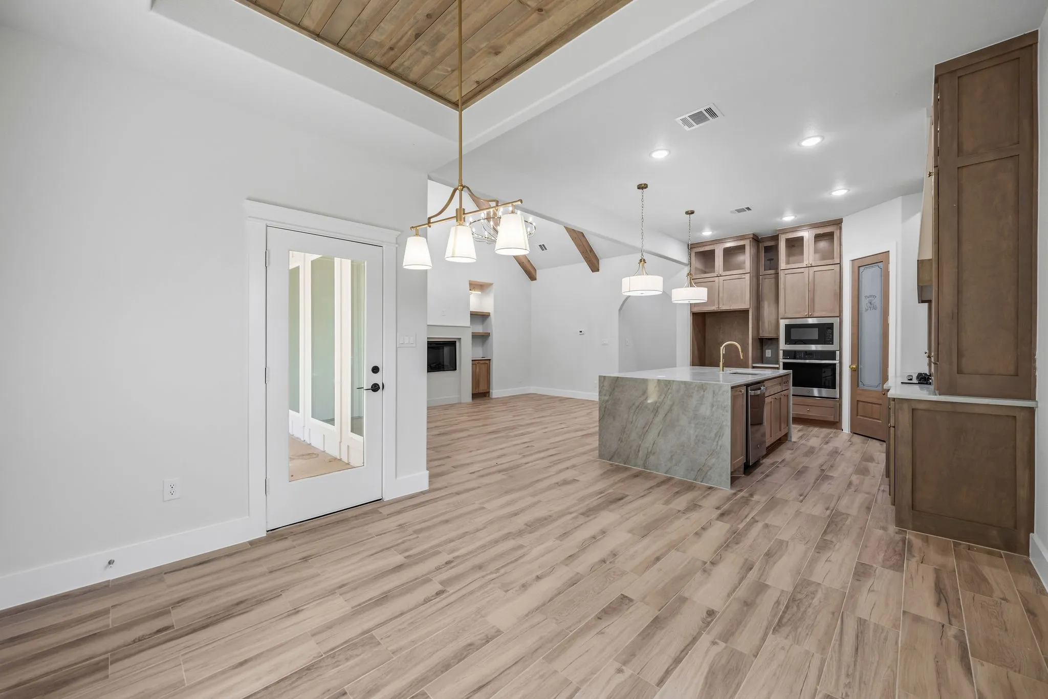 Single Family Residence For Sale in Tarrant County , 705 Cliff Street, Fort Worth, Texas 76164, 4 Bedroom, 2 Bathroom, 2 Garage spaces, 1,950 Sqft, built in 2026, mls#21360591, Real Estate Agent in Fort Worth, Homes For Sale in Tarrant county, Homes For Sale in Fort Worth, Realtor in Fort Worth Texas, Real Estate Brokerage Independent Realty Texas, Luminita Cordes Realtor