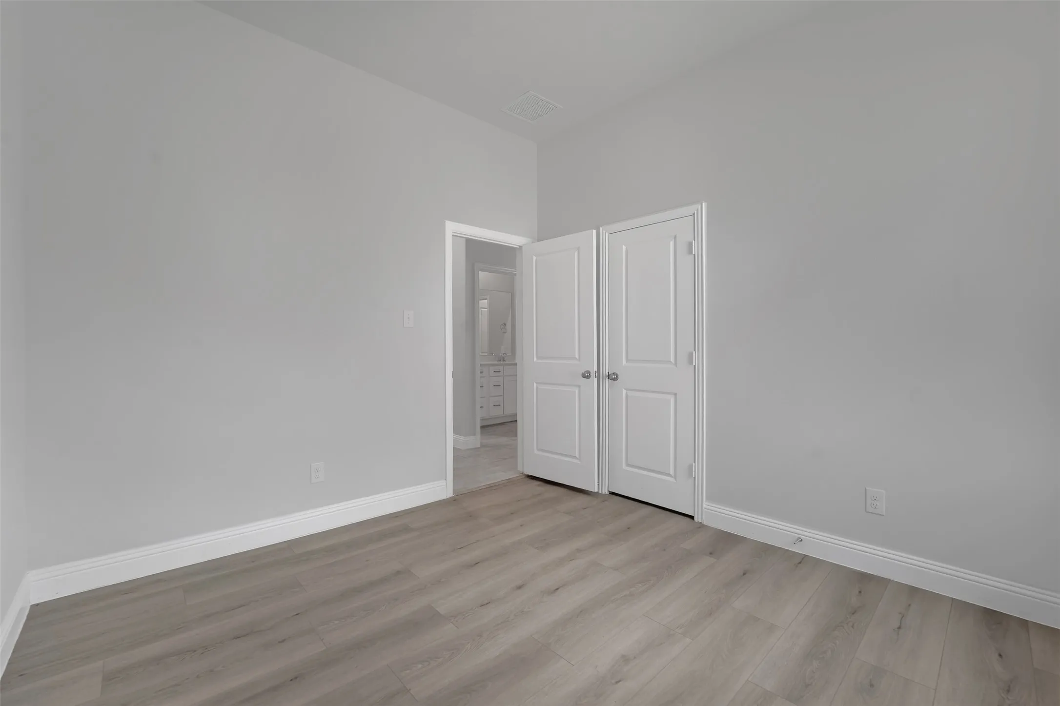 Single Family Residence For Rent in Collin County , 3004 Cremini Falls, Princeton, Texas 75407, 5 Bedroom, 3 Bathroom, 2 Garage spaces, 2,591 Sqft, built in 2024, mls#21360048, Real Estate Agent in Princeton, Homes For Rent in Collin county, Homes For Rent in Princeton, Realtor in Princeton Texas, Real Estate Brokerage Independent Realty Texas, Luminita Cordes Realtor