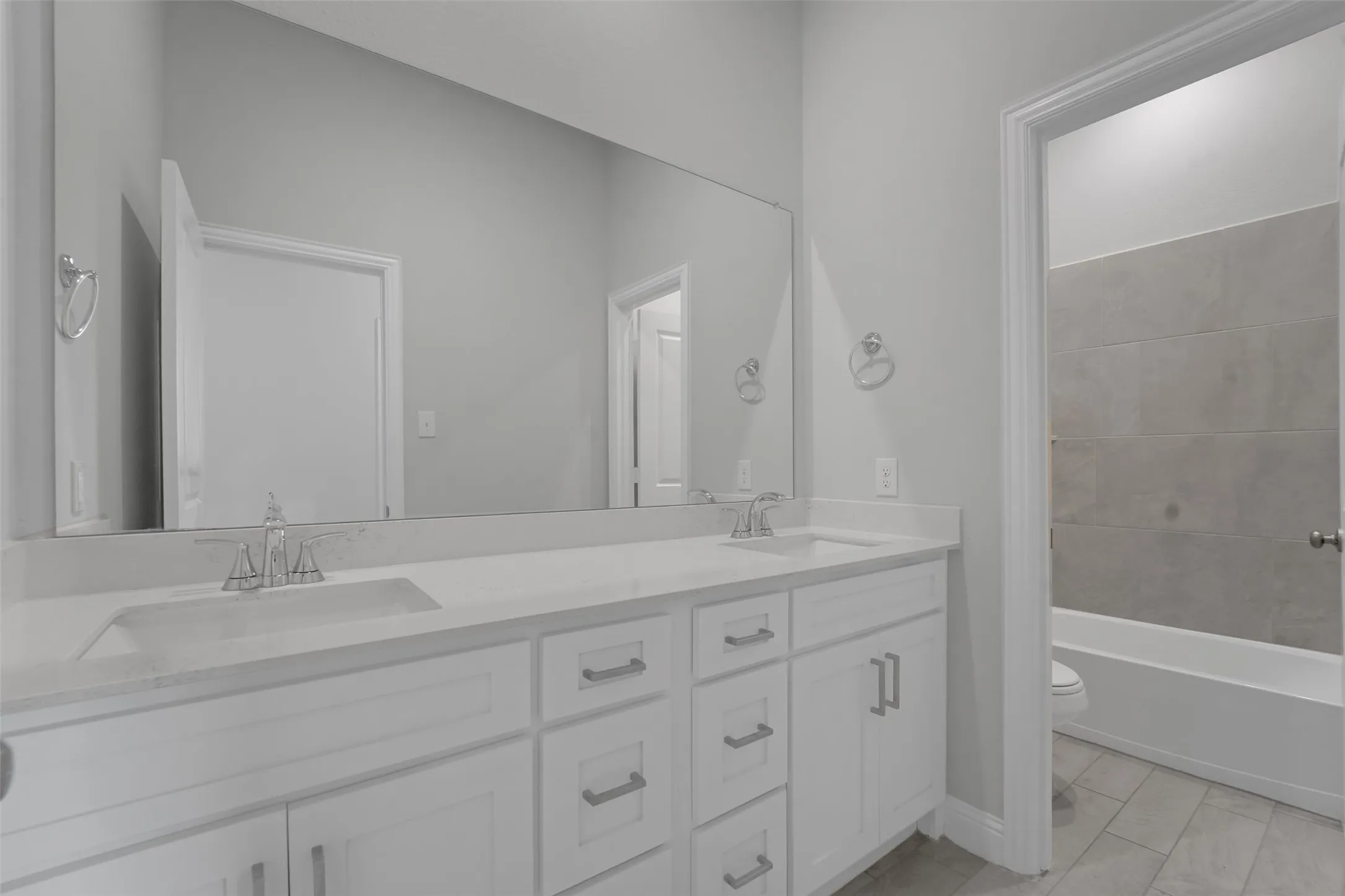 Single Family Residence For Rent in Collin County , 3004 Cremini Falls, Princeton, Texas 75407, 5 Bedroom, 3 Bathroom, 2 Garage spaces, 2,591 Sqft, built in 2024, mls#21360048, Real Estate Agent in Princeton, Homes For Rent in Collin county, Homes For Rent in Princeton, Realtor in Princeton Texas, Real Estate Brokerage Independent Realty Texas, Luminita Cordes Realtor