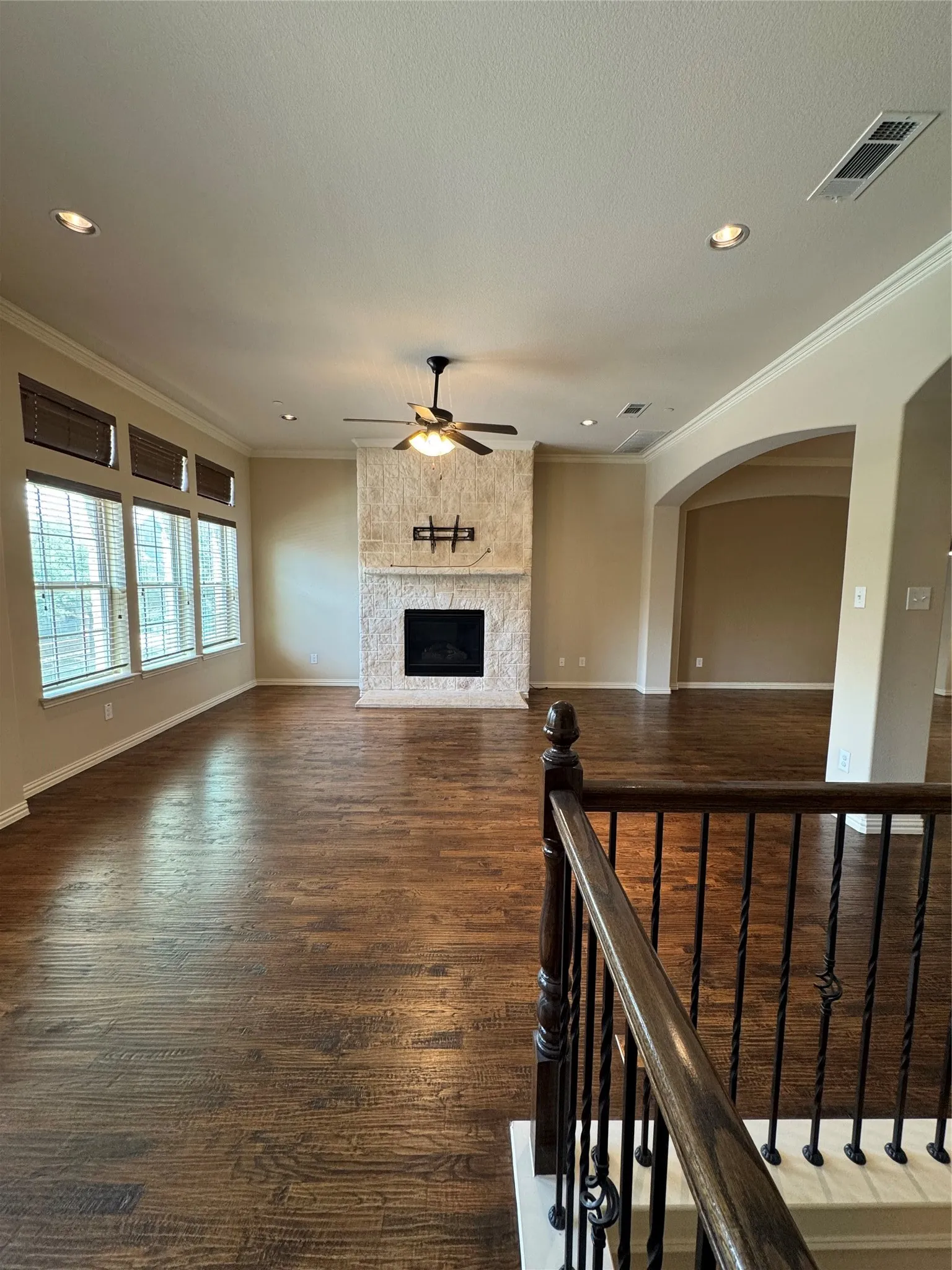 Townhouse For Rent in Dallas County , 6464 Naples Drive, Irving, Texas 75039, 3 Bedroom, 4 Bathroom, 2 Garage spaces, 3,133 Sqft, built in 2012, mls#21360658, Real Estate Agent in Irving, Homes For Rent in Dallas county, Homes For Rent in Irving, Realtor in Irving Texas, Real Estate Brokerage Independent Realty Texas, Luminita Cordes Realtor