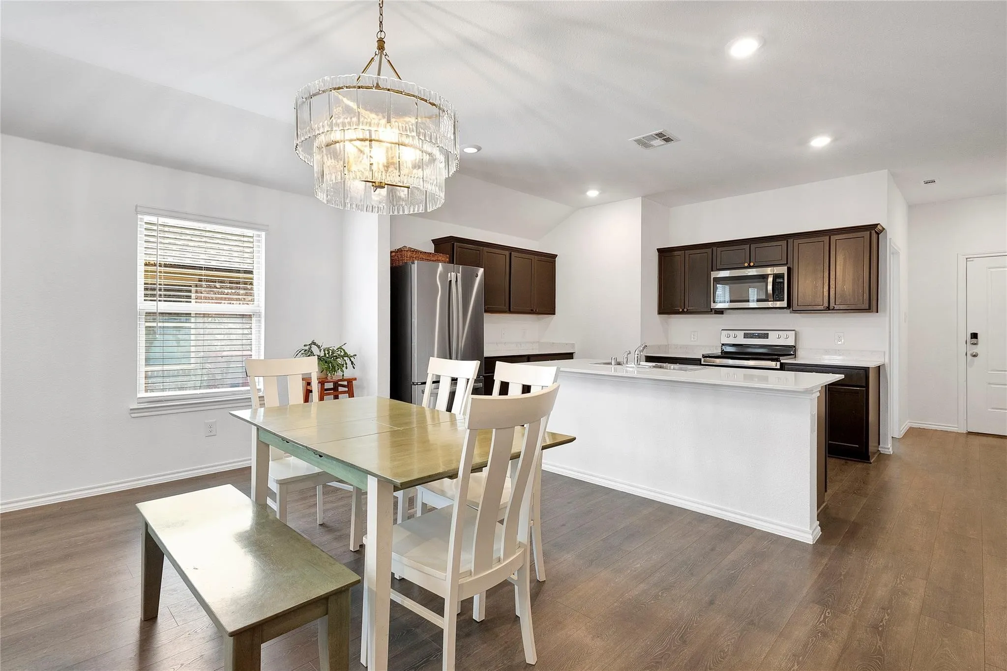 Single Family Residence For Sale in Hunt County , 3223 Buttonbush Drive, Royse City, Texas 75189, 4 Bedroom, 2 Bathroom, 2 Garage spaces, 1,948 Sqft, built in 2021, mls#21358270, Real Estate Agent in Royse City, Homes For Sale in Hunt county, Homes For Sale in Royse City, Realtor in Royse City Texas, Real Estate Brokerage Independent Realty Texas, Luminita Cordes Realtor