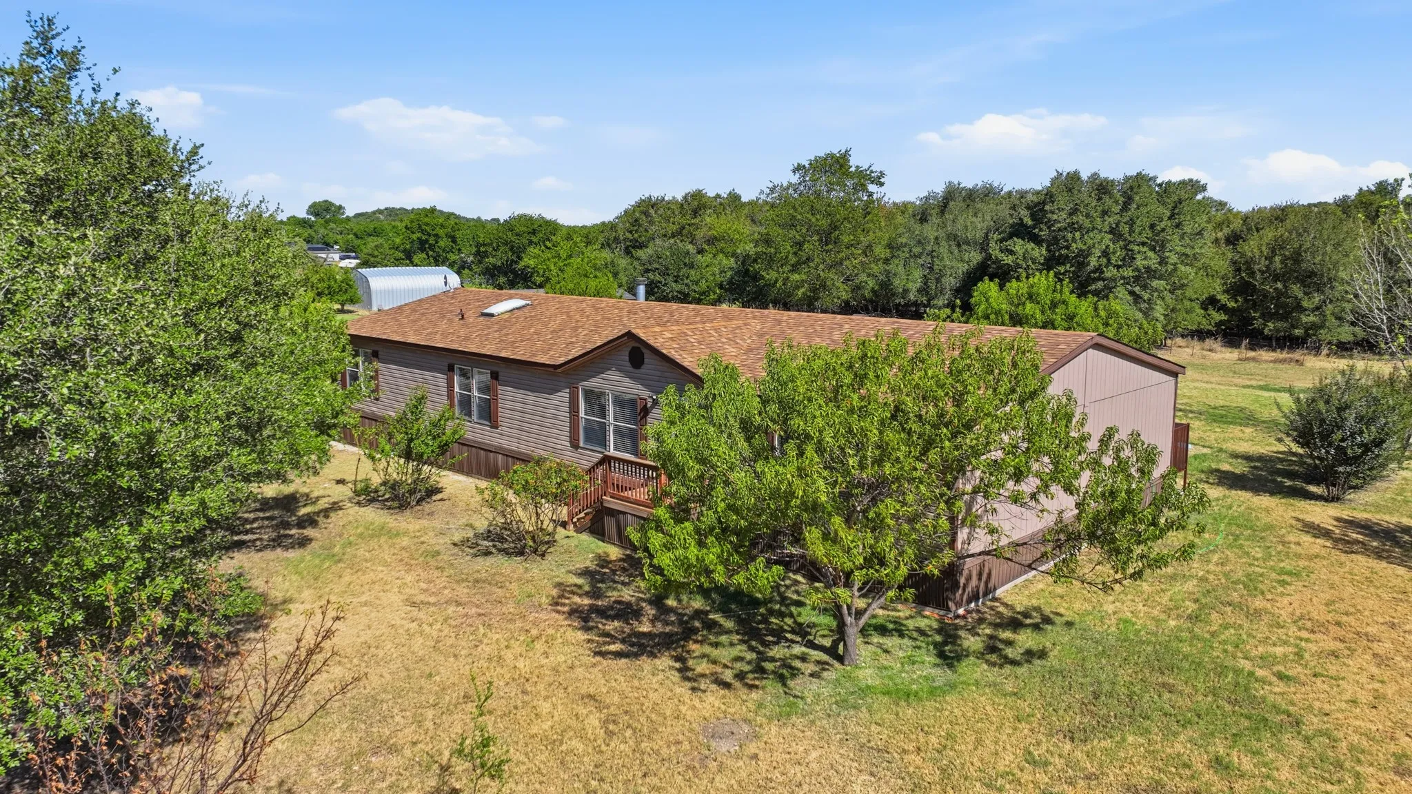 Manufactured Home For Sale in Parker County , 110 Draper Drive, Springtown, Texas 76082, 4 Bedroom, 2 Bathroom, Garage spaces, 2,432 Sqft, built in 2006, mls#21332187, Real Estate Agent in Springtown, Homes For Sale in Parker county, Homes For Sale in Springtown, Realtor in Springtown Texas, Real Estate Brokerage Independent Realty Texas, Luminita Cordes Realtor