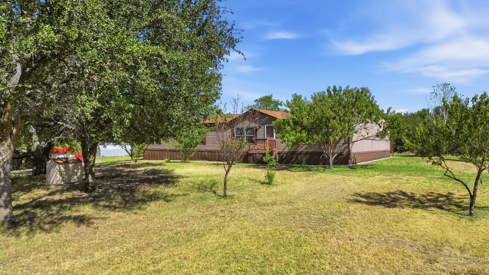 Manufactured Home For Sale in Parker County , 110 Draper Drive, Springtown, Texas 76082, 4 Bedroom, 2 Bathroom, Garage spaces, 2,432 Sqft, built in 2006, mls#21332187, Real Estate Agent in Springtown, Homes For Sale in Parker county, Homes For Sale in Springtown, Realtor in Springtown Texas, Real Estate Brokerage Independent Realty Texas, Luminita Cordes Realtor