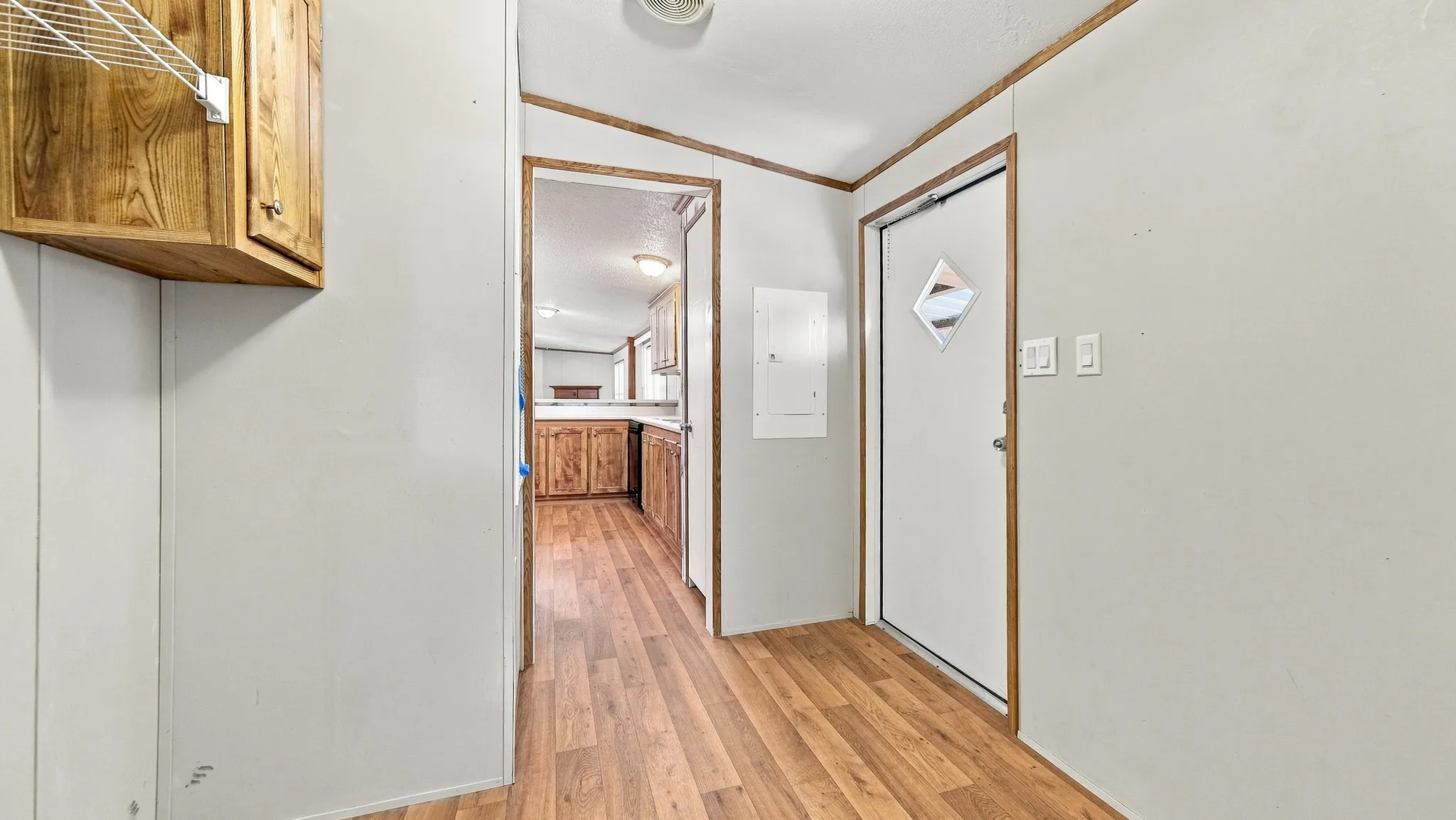 Manufactured Home For Sale in Parker County , 110 Draper Drive, Springtown, Texas 76082, 4 Bedroom, 2 Bathroom, Garage spaces, 2,432 Sqft, built in 2006, mls#21332187, Real Estate Agent in Springtown, Homes For Sale in Parker county, Homes For Sale in Springtown, Realtor in Springtown Texas, Real Estate Brokerage Independent Realty Texas, Luminita Cordes Realtor