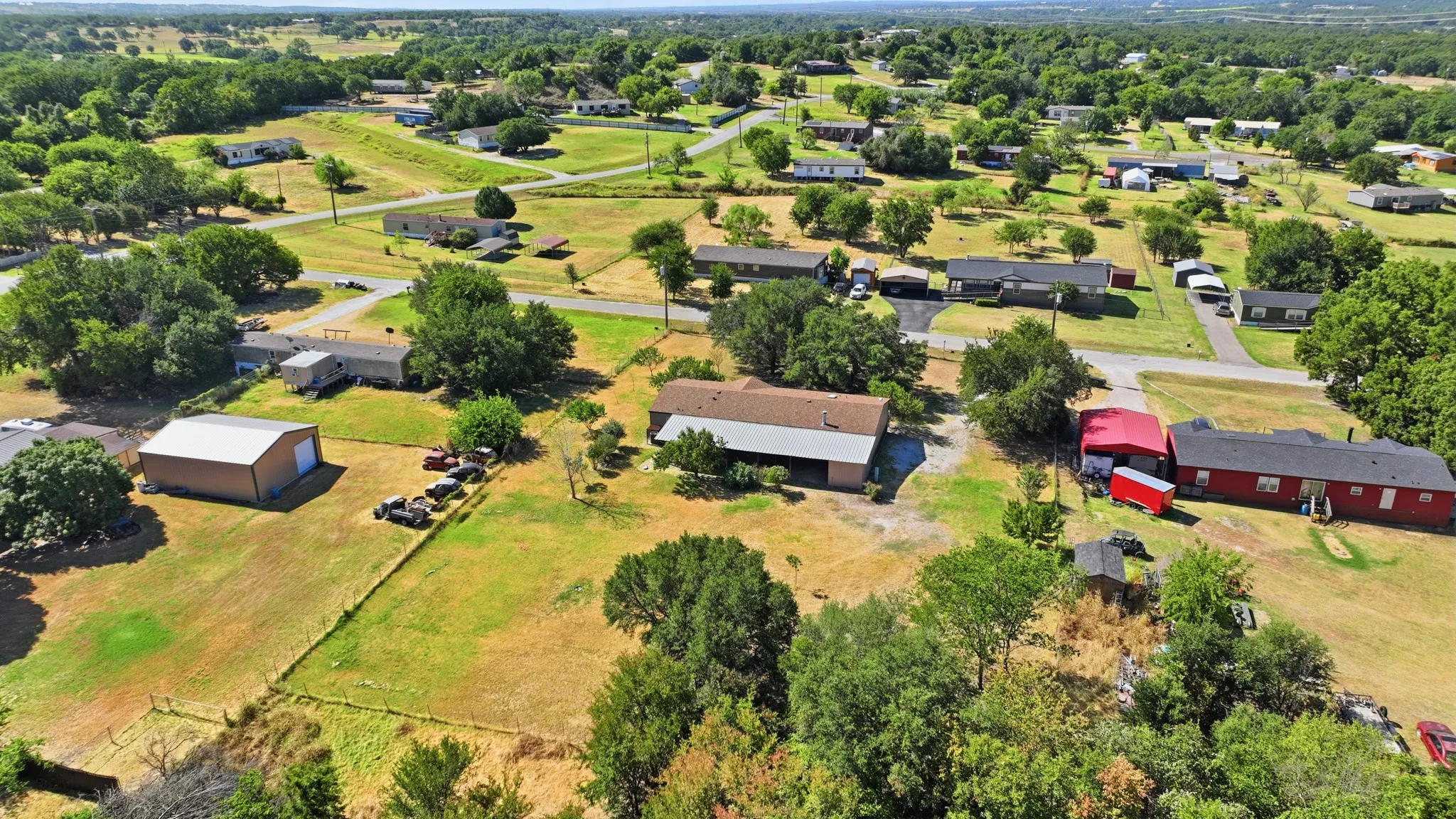 Manufactured Home For Sale in Parker County , 110 Draper Drive, Springtown, Texas 76082, 4 Bedroom, 2 Bathroom, Garage spaces, 2,432 Sqft, built in 2006, mls#21332187, Real Estate Agent in Springtown, Homes For Sale in Parker county, Homes For Sale in Springtown, Realtor in Springtown Texas, Real Estate Brokerage Independent Realty Texas, Luminita Cordes Realtor
