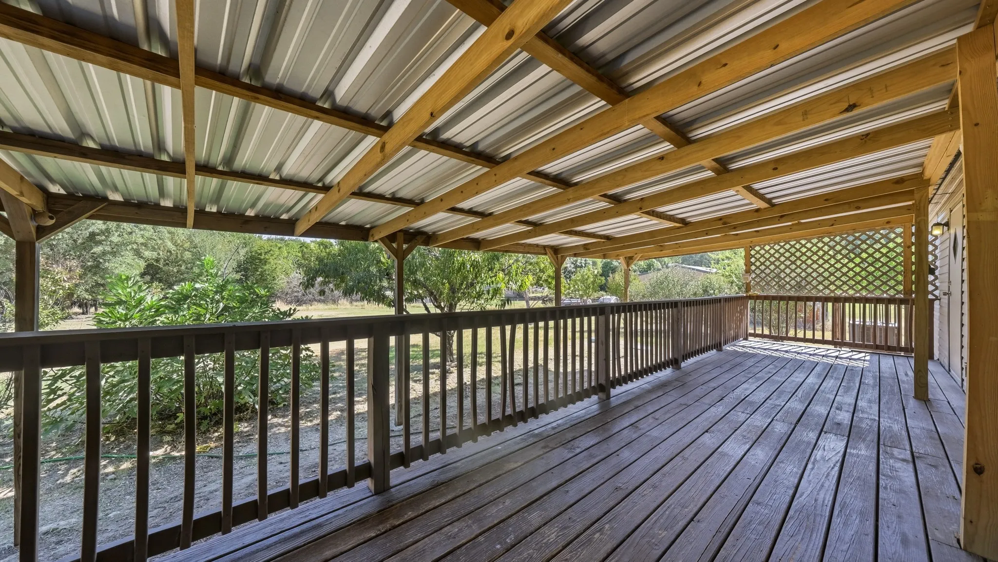 Manufactured Home For Sale in Parker County , 110 Draper Drive, Springtown, Texas 76082, 4 Bedroom, 2 Bathroom, Garage spaces, 2,432 Sqft, built in 2006, mls#21332187, Real Estate Agent in Springtown, Homes For Sale in Parker county, Homes For Sale in Springtown, Realtor in Springtown Texas, Real Estate Brokerage Independent Realty Texas, Luminita Cordes Realtor
