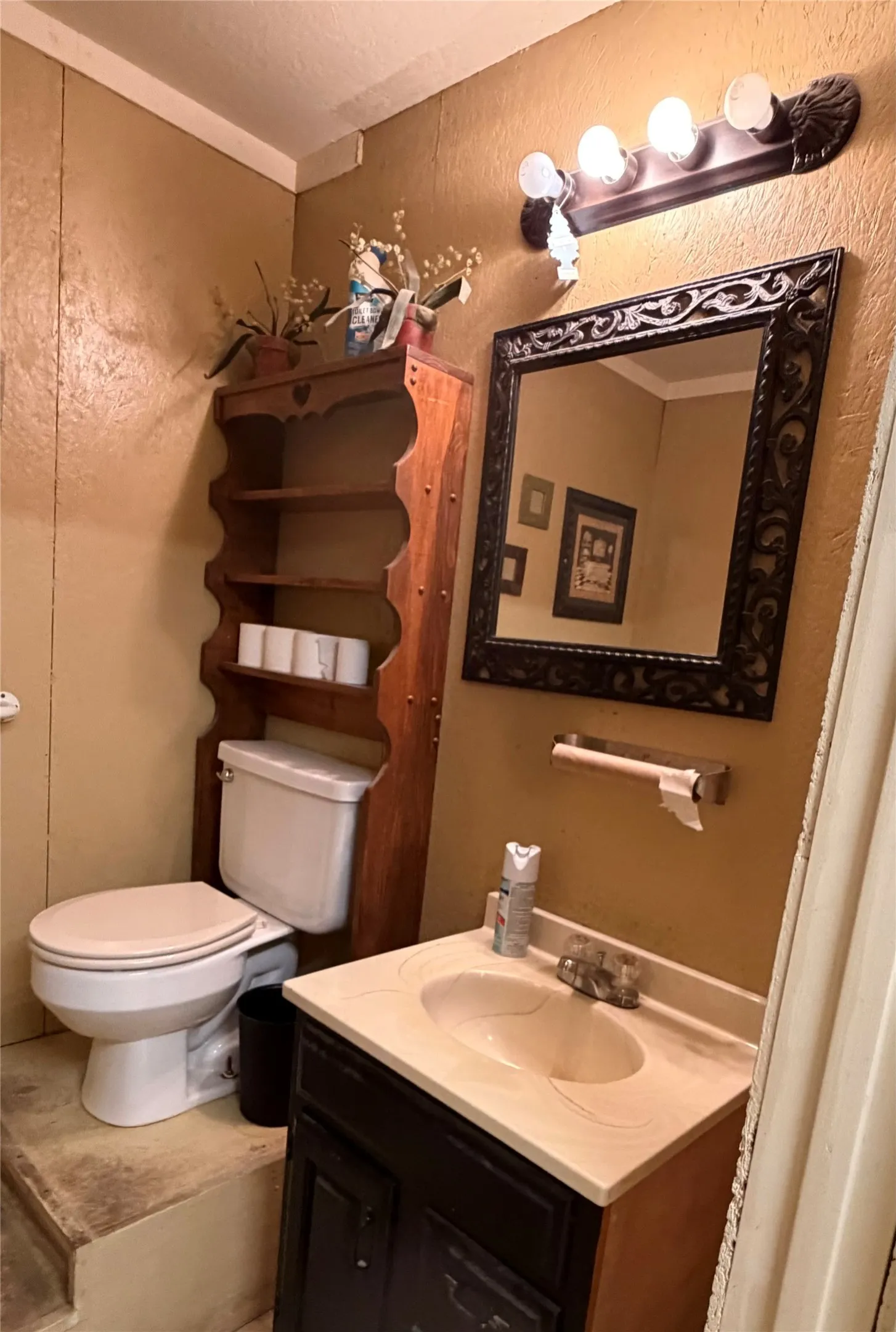 Retail For Sale in Baylor County , 412 N Main Street N, Seymour, Texas 76380, 0, 0, Garage spaces, 0 Sqft, built in 1920, Price $150,000, mls#21360886, Real Estate Agent in Seymour, Homes For Sale in Baylor county, Homes For Sale in Seymour, Realtor in Seymour Texas, Real Estate Brokerage Independent Realty Texas, Luminita Cordes Realtor