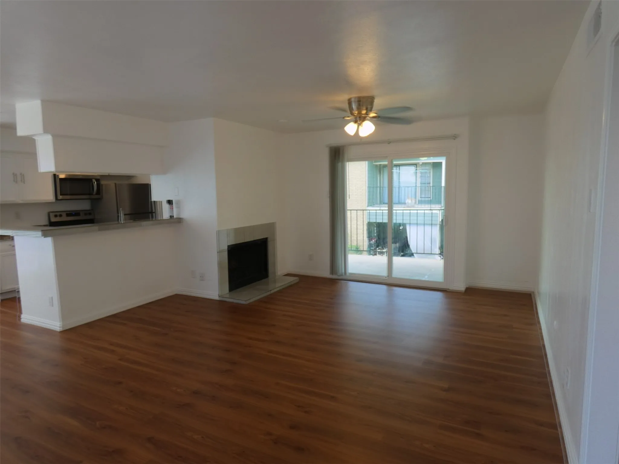 Condominium For Rent in Dallas County , 5805 Lake Hubbard Parkway 202, Garland, Texas 75043, 2 Bedroom, 2 Bathroom, Garage spaces, 1,012 Sqft, built in 1983, mls#21361010, Real Estate Agent in Garland, Homes For Rent in Dallas county, Homes For Rent in Garland, Realtor in Garland Texas, Real Estate Brokerage Independent Realty Texas, Luminita Cordes Realtor