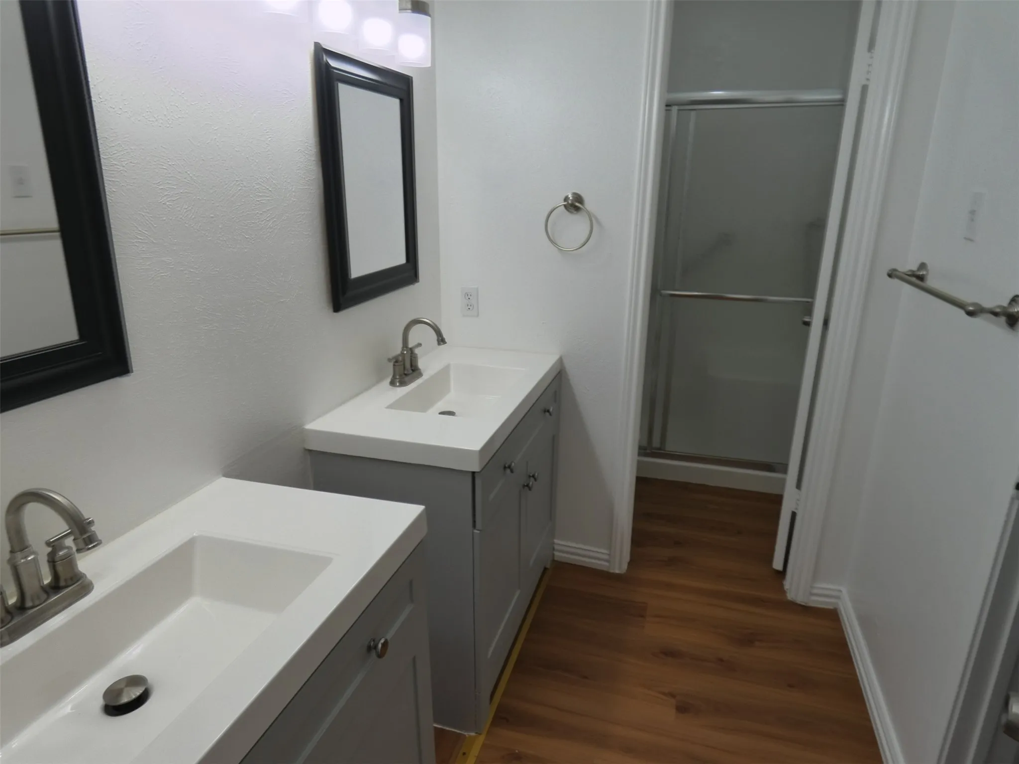 Condominium For Rent in Dallas County , 5805 Lake Hubbard Parkway 202, Garland, Texas 75043, 2 Bedroom, 2 Bathroom, Garage spaces, 1,012 Sqft, built in 1983, mls#21361010, Real Estate Agent in Garland, Homes For Rent in Dallas county, Homes For Rent in Garland, Realtor in Garland Texas, Real Estate Brokerage Independent Realty Texas, Luminita Cordes Realtor