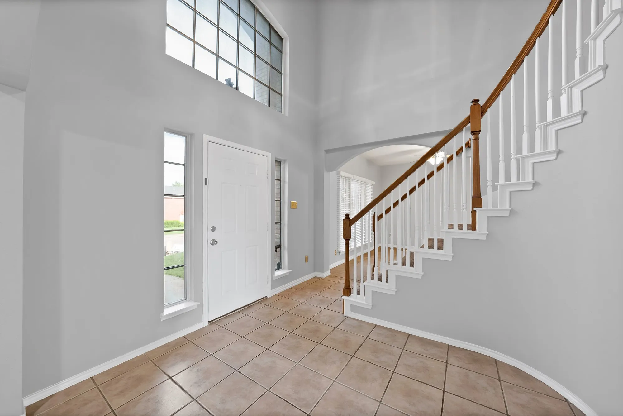 Single Family Residence For Rent in Dallas County , 745 Woodridge Drive, De Soto, Texas 75115, 4 Bedroom, 3 Bathroom, 2 Garage spaces, 2,382 Sqft, built in 2000, mls#21350663, Real Estate Agent in De Soto, Homes For Rent in Dallas county, Homes For Rent in De Soto, Realtor in De Soto Texas, Real Estate Brokerage Independent Realty Texas, Luminita Cordes Realtor