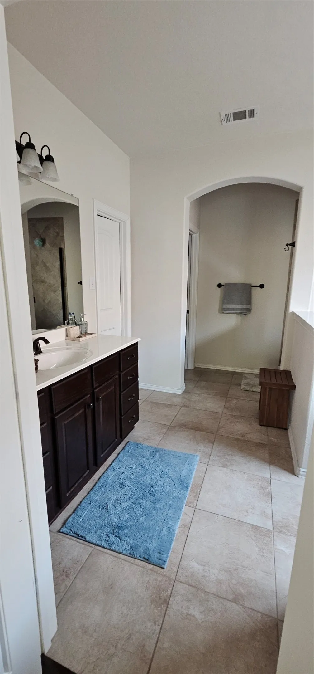 Single Family Residence For Rent in Collin County , 2908 Kirkwood Drive, Mc Kinney, Texas 75071, 3 Bedroom, 2 Bathroom, 2 Garage spaces, 2,279 Sqft, built in 2012, mls#21360883, Real Estate Agent in Mc Kinney, Homes For Rent in Collin county, Homes For Rent in Mc Kinney, Realtor in Mc Kinney Texas, Real Estate Brokerage Independent Realty Texas, Luminita Cordes Realtor