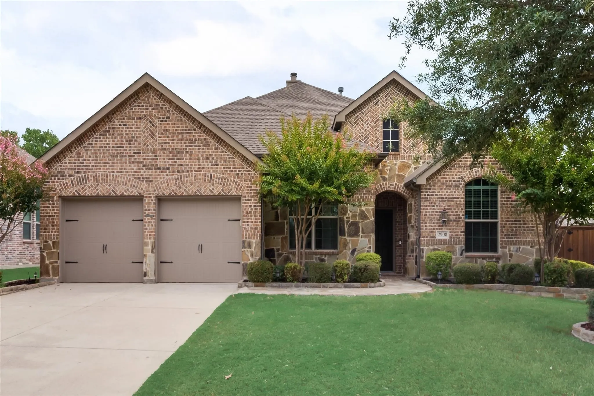 Single Family Residence For Rent in Collin County , 2908 Kirkwood Drive, Mc Kinney, Texas 75071, 3 Bedroom, 2 Bathroom, 2 Garage spaces, 2,279 Sqft, built in 2012, mls#21360883, Real Estate Agent in Mc Kinney, Homes For Rent in Collin county, Homes For Rent in Mc Kinney, Realtor in Mc Kinney Texas, Real Estate Brokerage Independent Realty Texas, Luminita Cordes Realtor