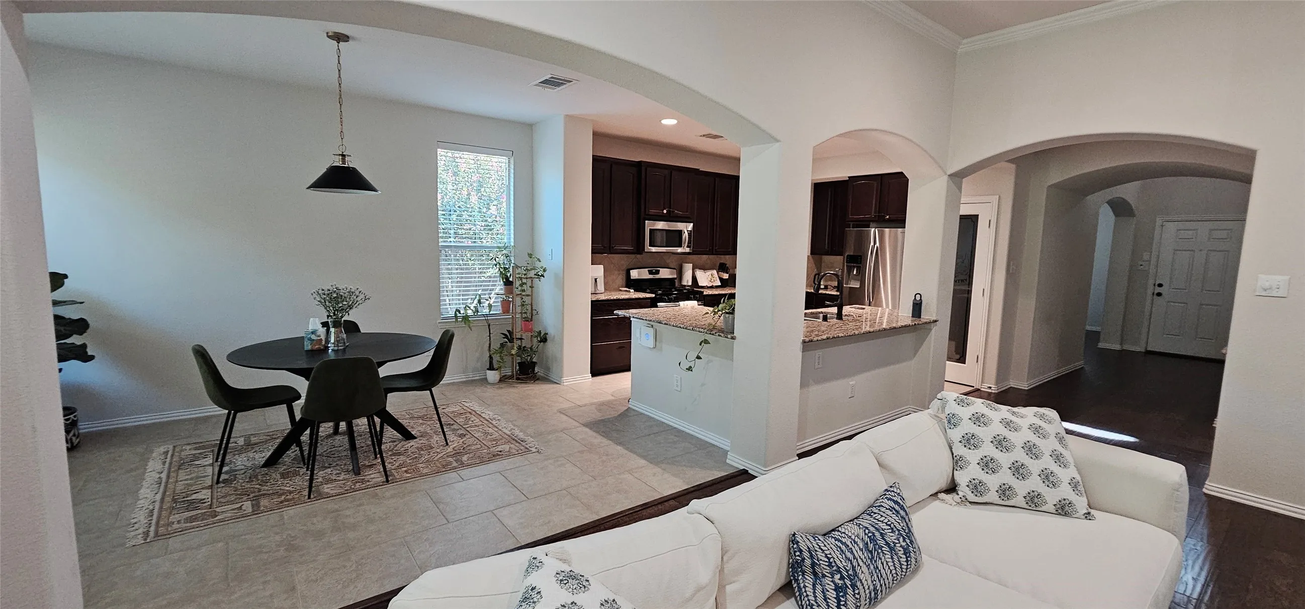 Single Family Residence For Rent in Collin County , 2908 Kirkwood Drive, Mc Kinney, Texas 75071, 3 Bedroom, 2 Bathroom, 2 Garage spaces, 2,279 Sqft, built in 2012, mls#21360883, Real Estate Agent in Mc Kinney, Homes For Rent in Collin county, Homes For Rent in Mc Kinney, Realtor in Mc Kinney Texas, Real Estate Brokerage Independent Realty Texas, Luminita Cordes Realtor
