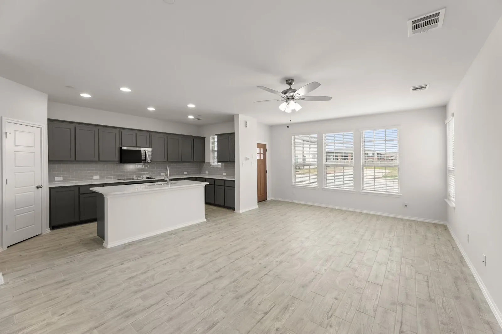 Townhouse For Rent in Denton County , 4511 Avion Drive, Sanger, Texas 76266, 3 Bedroom, 3 Bathroom, 2 Garage spaces, 1,773 Sqft, built in 2025, Price $2,300, mls#21359351, Real Estate Agent in Sanger, Homes For Rent in Denton county, Homes For Rent in Sanger, Realtor in Sanger Texas, Real Estate Brokerage Independent Realty Texas, Luminita Cordes Realtor