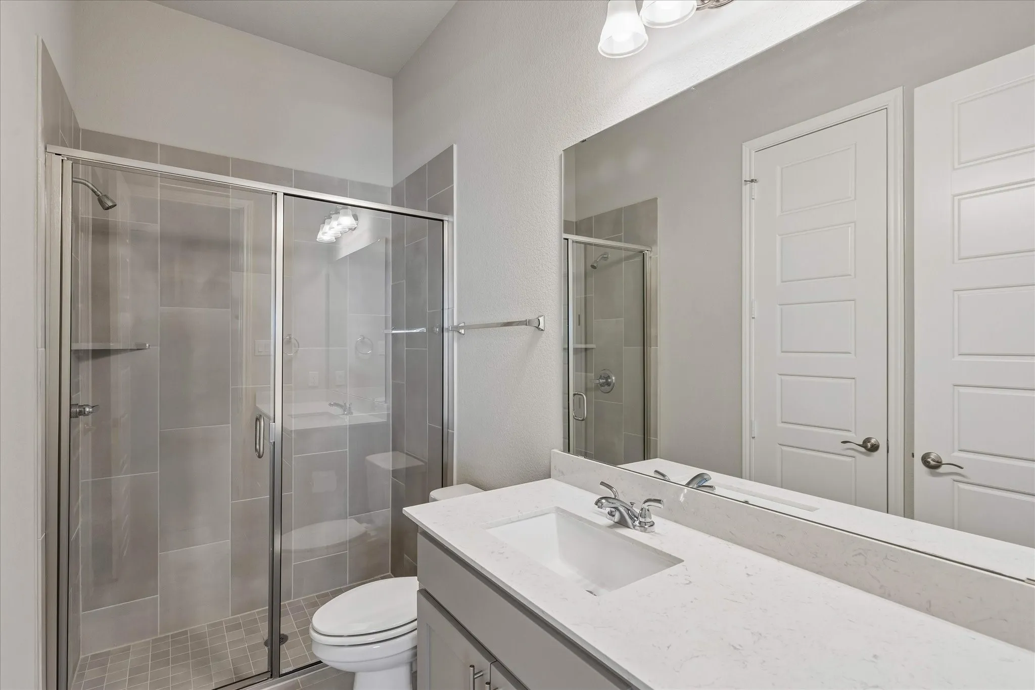 Ensuite barhroom for Bedroom No. 4