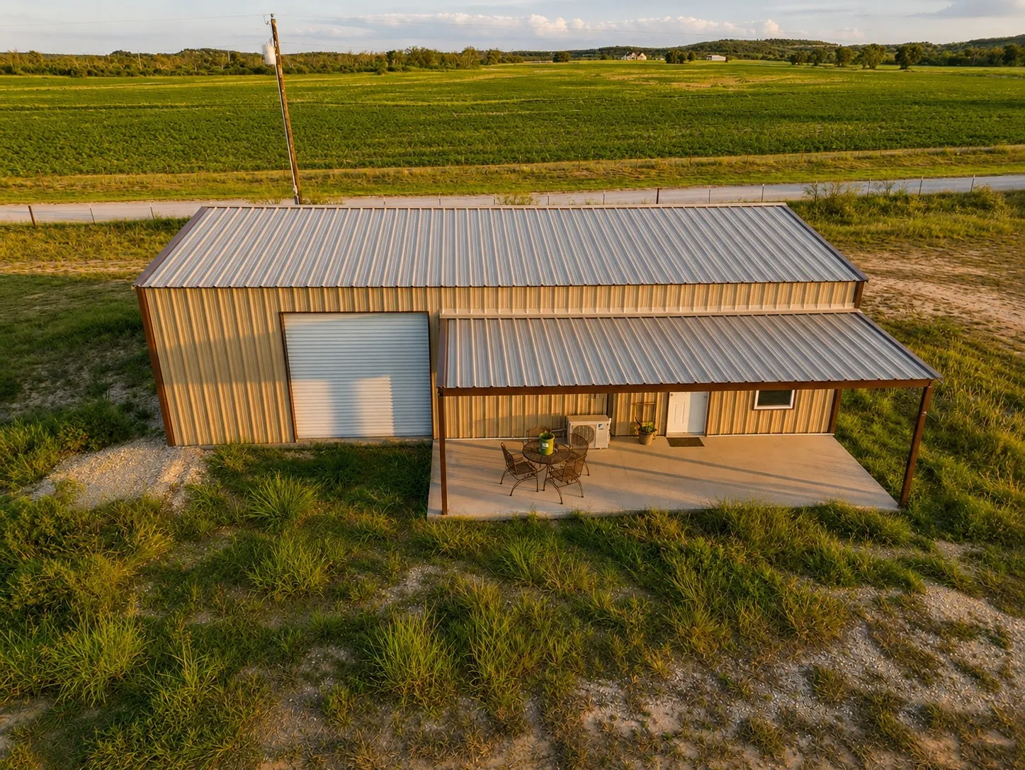 1500 sq ft Barndo office and shop