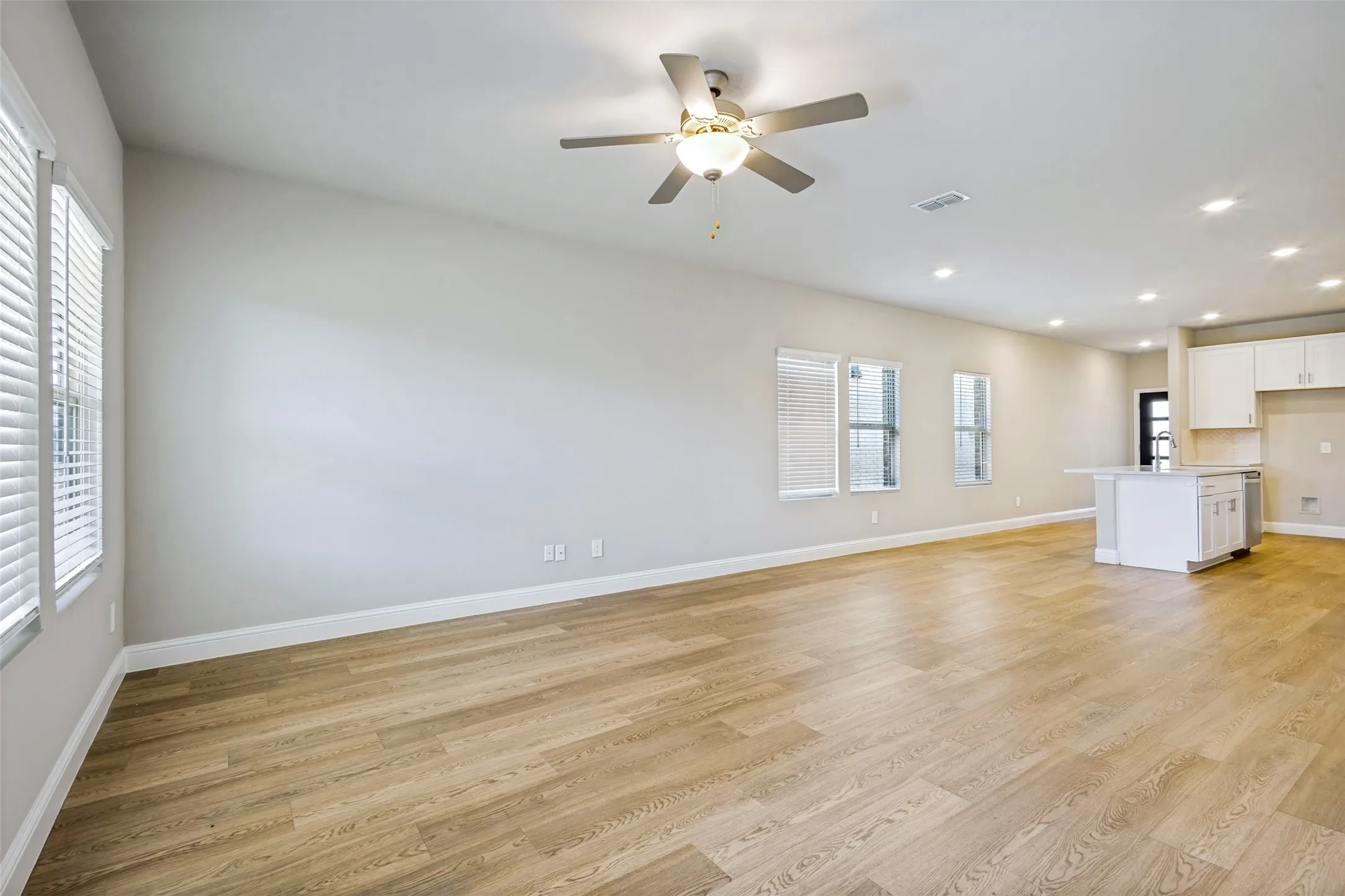 Single Family Residence For Rent in Collin County , 801 Mc Kenna Drive, Lowry Crossing, Texas 75069, 4 Bedroom, 2 Bathroom, 2 Garage spaces, 1,605 Sqft, built in 2024, mls#21359402, Real Estate Agent in Lowry Crossing, Homes For Rent in Collin county, Homes For Rent in Lowry Crossing, Realtor in Lowry Crossing Texas, Real Estate Brokerage Independent Realty Texas, Luminita Cordes Realtor
