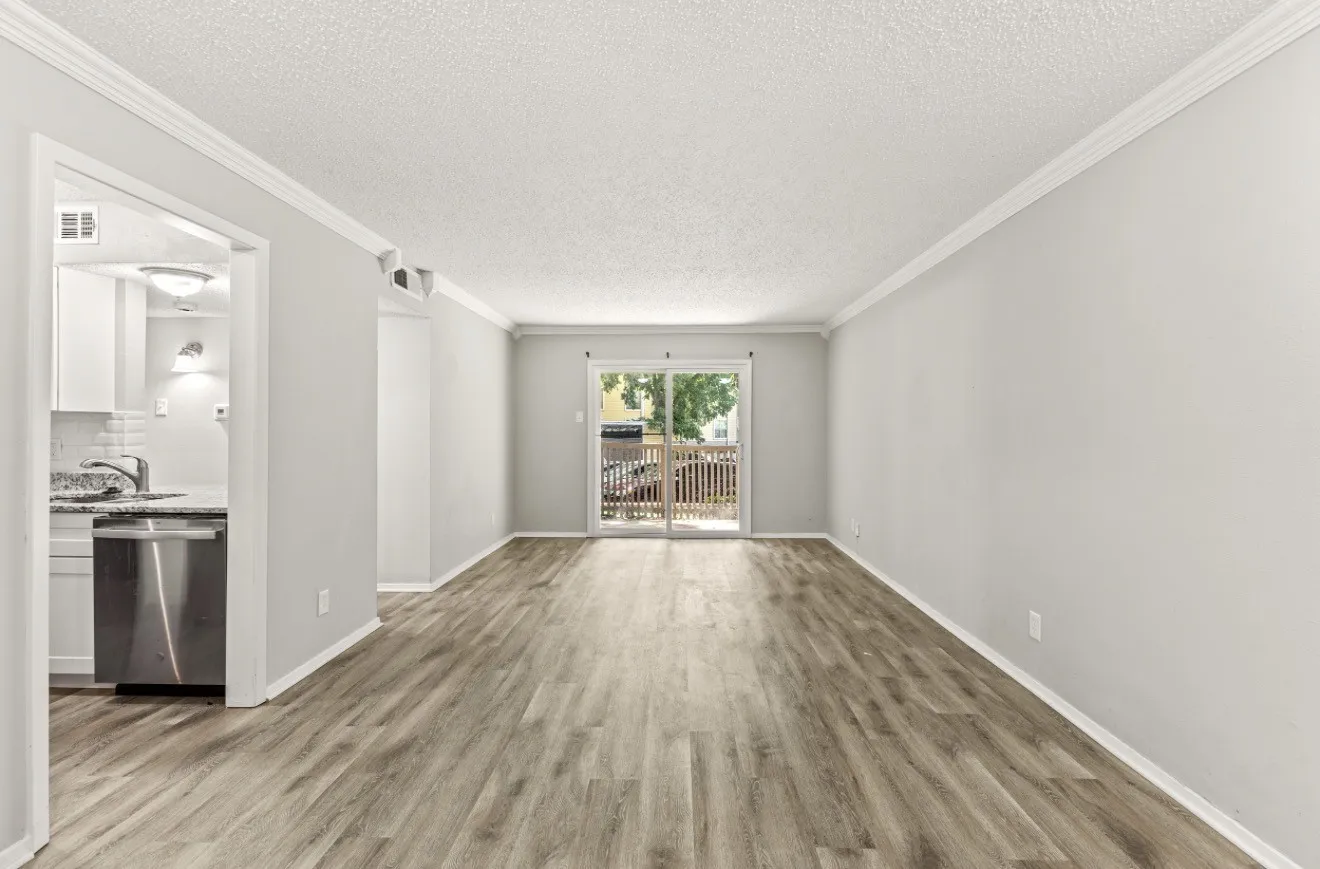Condominium For Rent in Dallas County , 4859 Cedar Springs Road 152, Dallas, Texas 75219, 2 Bedroom, 1 Bathroom, 1 Garage spaces, 841 Sqft, built in 1970, mls#21361055, Real Estate Agent in Dallas, Homes For Rent in Dallas county, Homes For Rent in Dallas, Realtor in Dallas Texas, Real Estate Brokerage Independent Realty Texas, Luminita Cordes Realtor
