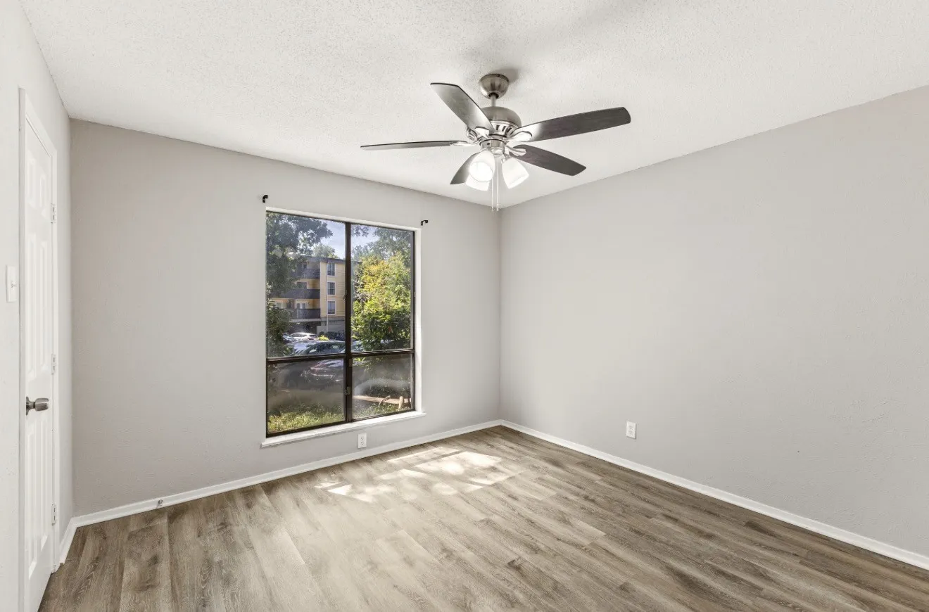 Condominium For Rent in Dallas County , 4859 Cedar Springs Road 152, Dallas, Texas 75219, 2 Bedroom, 1 Bathroom, 1 Garage spaces, 841 Sqft, built in 1970, mls#21361055, Real Estate Agent in Dallas, Homes For Rent in Dallas county, Homes For Rent in Dallas, Realtor in Dallas Texas, Real Estate Brokerage Independent Realty Texas, Luminita Cordes Realtor
