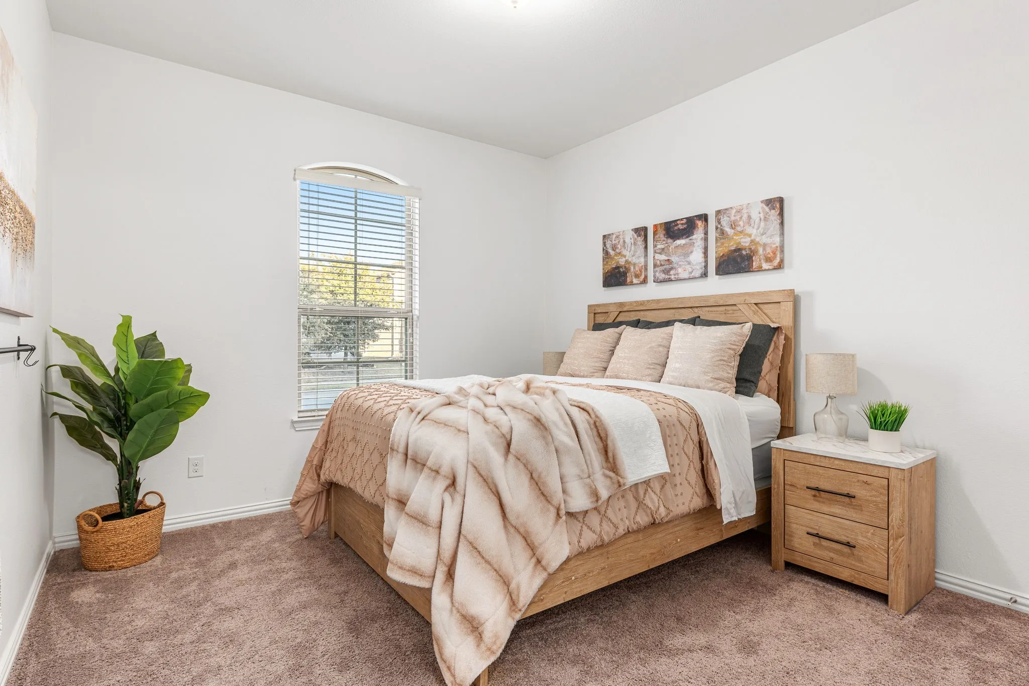 Single Family Residence For Sale in Collin County , 4405 Switchgrass Street, Celina, Texas 75009, 4 Bedroom, 3 Bathroom, 3 Garage spaces, 3,508 Sqft, built in 2016, mls#21355796, Real Estate Agent in Celina, Homes For Sale in Collin county, Homes For Sale in Celina, Realtor in Celina Texas, Real Estate Brokerage Independent Realty Texas, Luminita Cordes Realtor