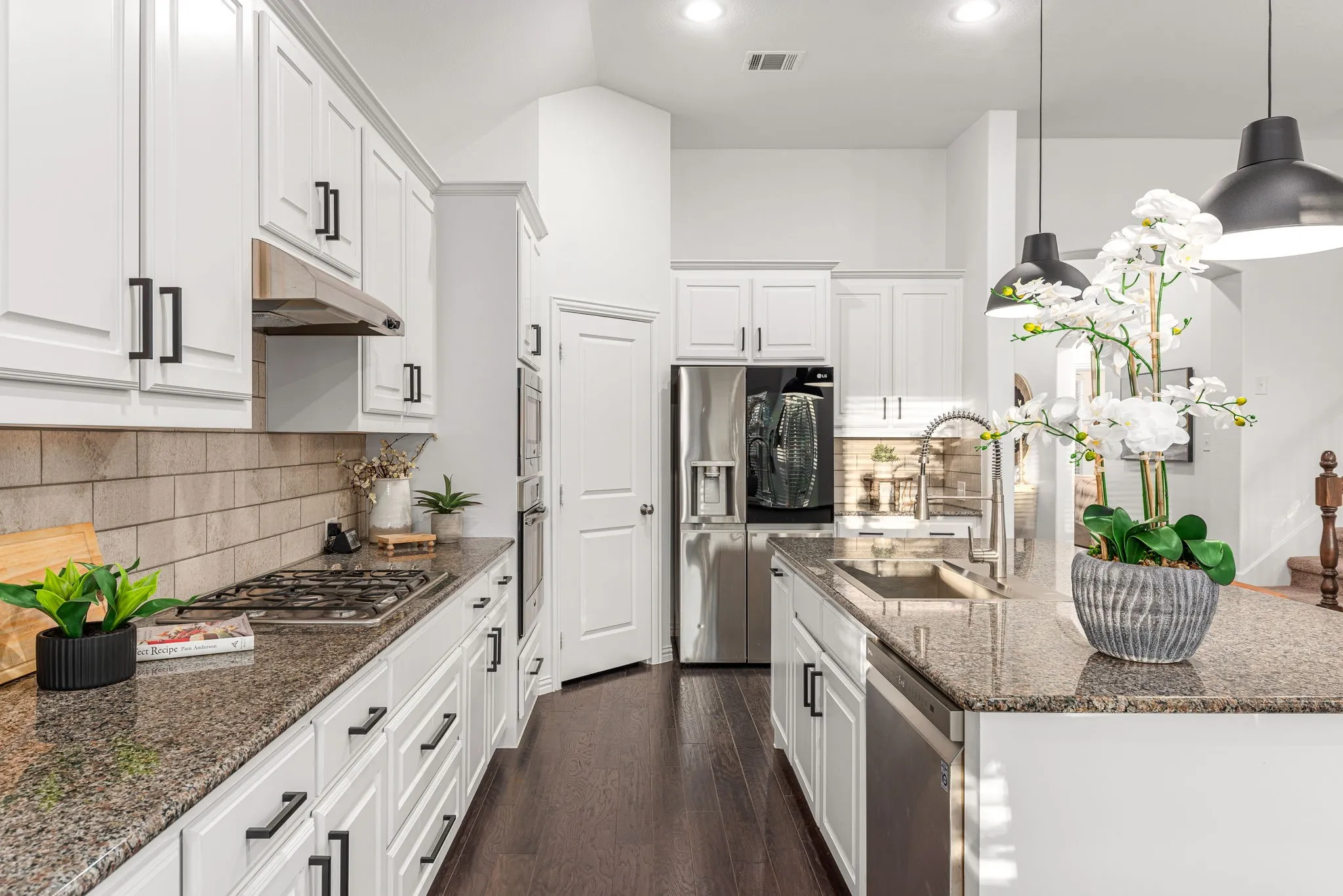 Single Family Residence For Sale in Collin County , 4405 Switchgrass Street, Celina, Texas 75009, 4 Bedroom, 3 Bathroom, 3 Garage spaces, 3,508 Sqft, built in 2016, mls#21355796, Real Estate Agent in Celina, Homes For Sale in Collin county, Homes For Sale in Celina, Realtor in Celina Texas, Real Estate Brokerage Independent Realty Texas, Luminita Cordes Realtor