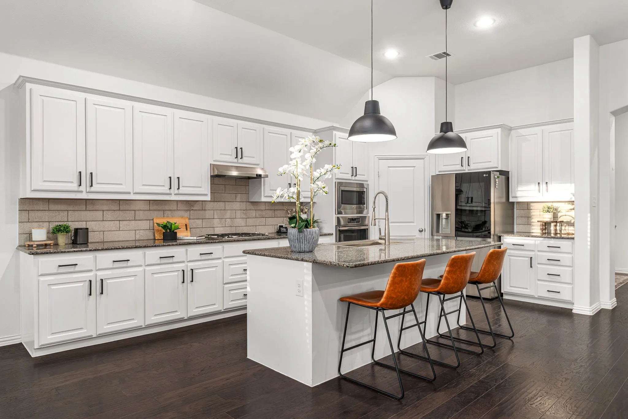 Single Family Residence For Sale in Collin County , 4405 Switchgrass Street, Celina, Texas 75009, 4 Bedroom, 3 Bathroom, 3 Garage spaces, 3,508 Sqft, built in 2016, mls#21355796, Real Estate Agent in Celina, Homes For Sale in Collin county, Homes For Sale in Celina, Realtor in Celina Texas, Real Estate Brokerage Independent Realty Texas, Luminita Cordes Realtor