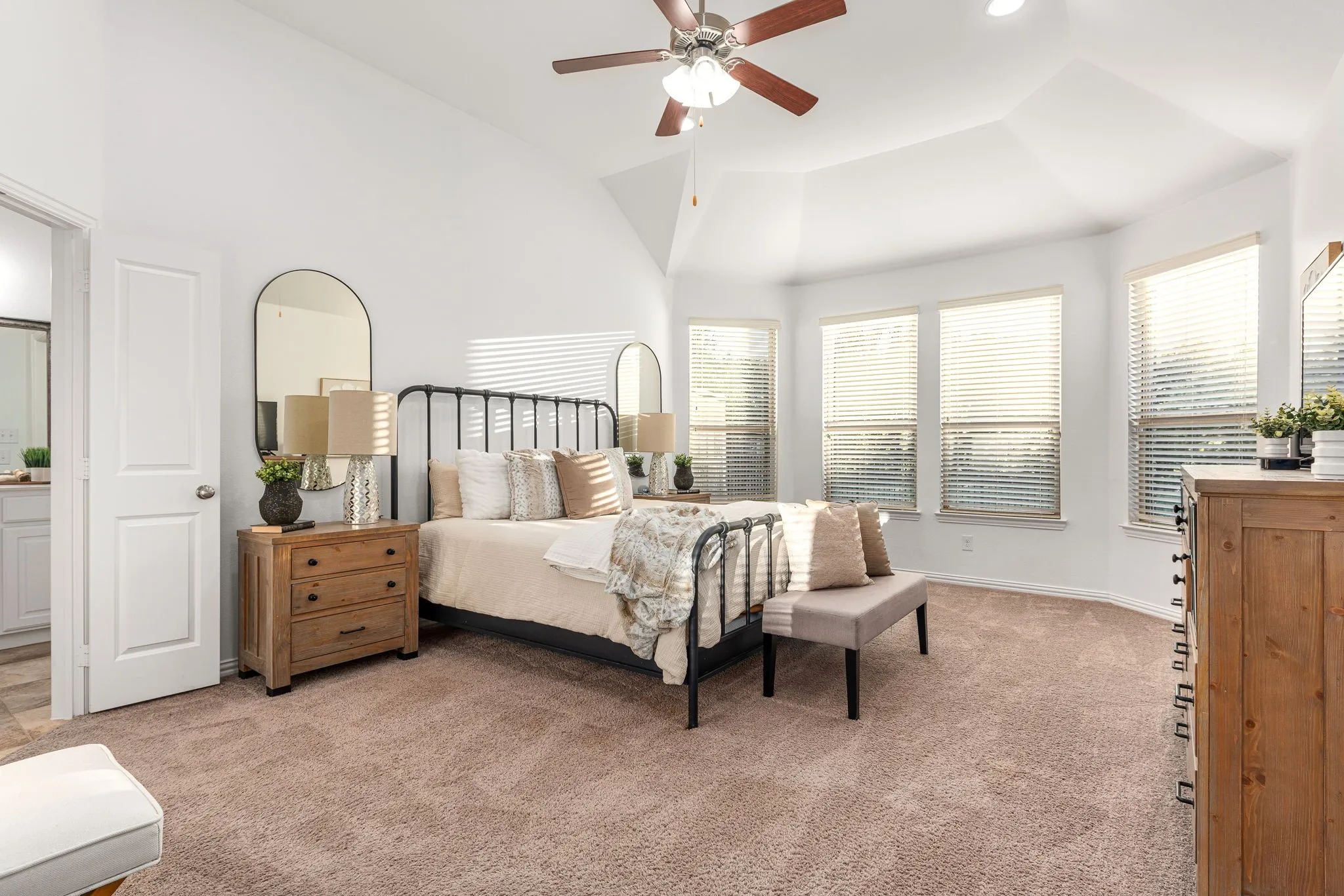 Single Family Residence For Sale in Collin County , 4405 Switchgrass Street, Celina, Texas 75009, 4 Bedroom, 3 Bathroom, 3 Garage spaces, 3,508 Sqft, built in 2016, mls#21355796, Real Estate Agent in Celina, Homes For Sale in Collin county, Homes For Sale in Celina, Realtor in Celina Texas, Real Estate Brokerage Independent Realty Texas, Luminita Cordes Realtor