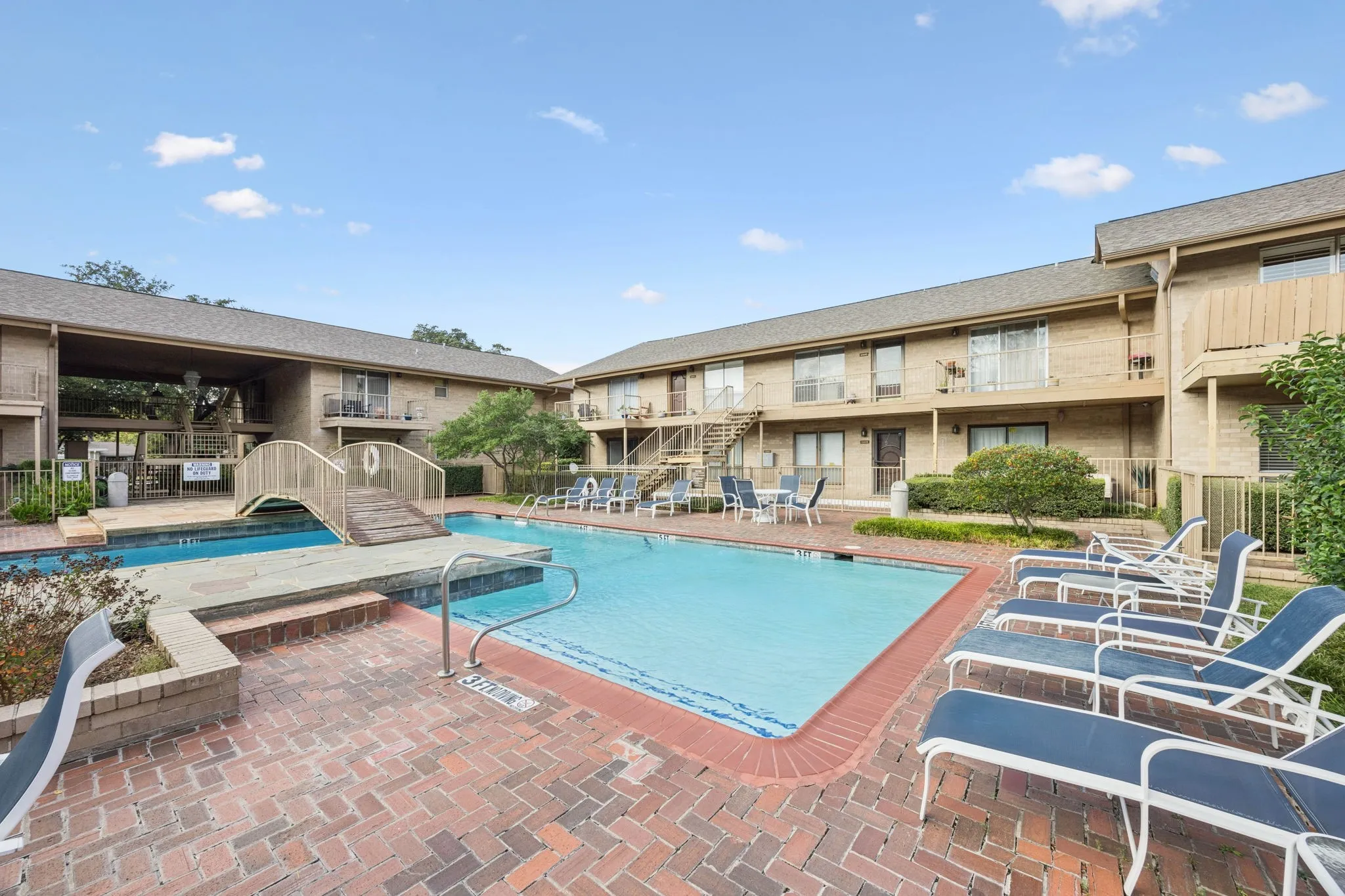 Condominium For Sale in Dallas County , 11334 Park Central Place A, Dallas, Texas 75230, 3 Bedroom, 2 Bathroom, Garage spaces, 1,391 Sqft, built in 1961, mls#21361058, Real Estate Agent in Dallas, Homes For Sale in Dallas county, Homes For Sale in Dallas, Realtor in Dallas Texas, Real Estate Brokerage Independent Realty Texas, Luminita Cordes Realtor