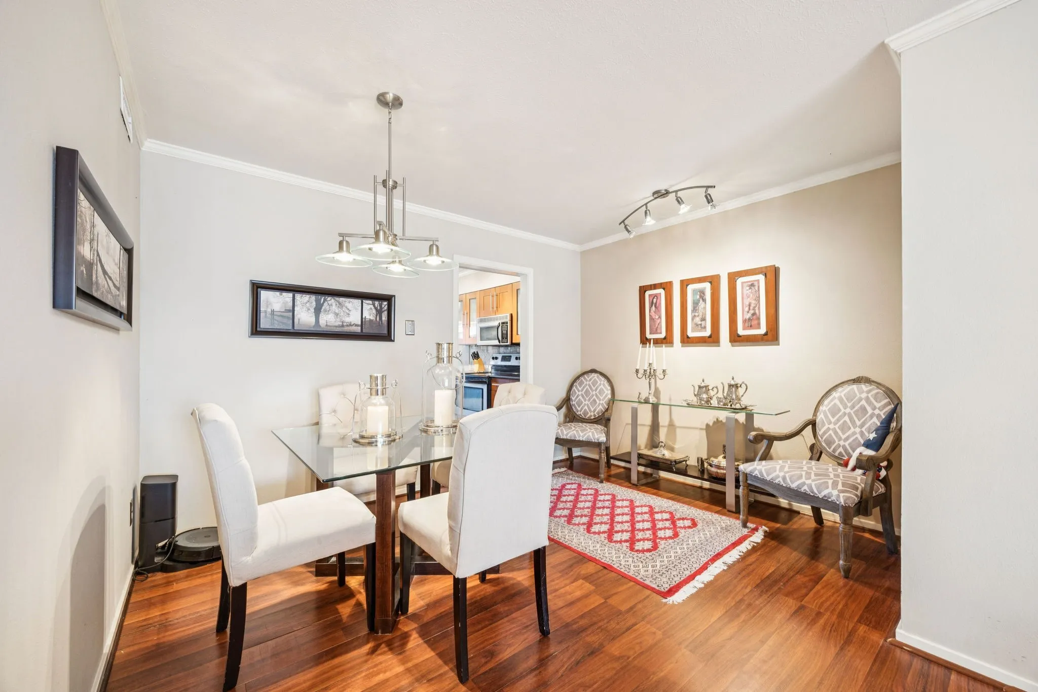 Condominium For Sale in Dallas County , 11334 Park Central Place A, Dallas, Texas 75230, 3 Bedroom, 2 Bathroom, Garage spaces, 1,391 Sqft, built in 1961, mls#21361058, Real Estate Agent in Dallas, Homes For Sale in Dallas county, Homes For Sale in Dallas, Realtor in Dallas Texas, Real Estate Brokerage Independent Realty Texas, Luminita Cordes Realtor