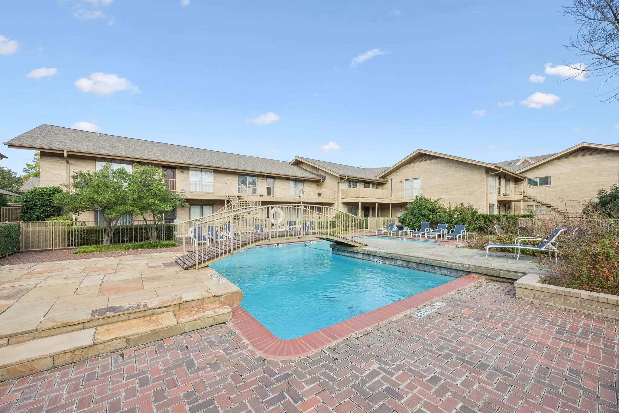 Condominium For Sale in Dallas County , 11334 Park Central Place A, Dallas, Texas 75230, 3 Bedroom, 2 Bathroom, Garage spaces, 1,391 Sqft, built in 1961, mls#21361058, Real Estate Agent in Dallas, Homes For Sale in Dallas county, Homes For Sale in Dallas, Realtor in Dallas Texas, Real Estate Brokerage Independent Realty Texas, Luminita Cordes Realtor