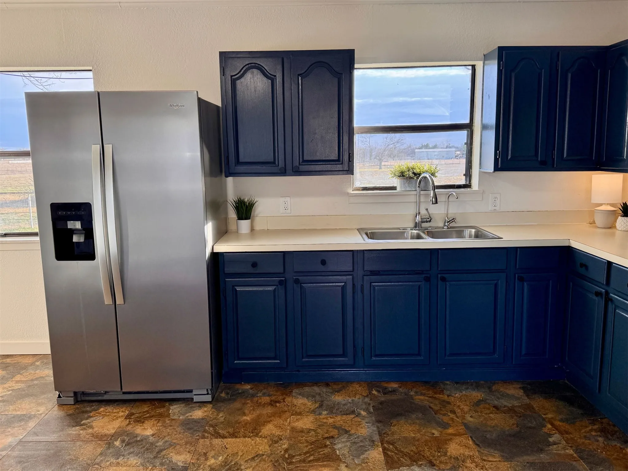Single Family Residence For Sale in Wise County , 207 County Road 3214, Bridgeport, Texas 76426, 4 Bedroom, 2 Bathroom, Garage spaces, 1,809 Sqft, built in 1993, mls#21359834, Real Estate Agent in Bridgeport, Homes For Sale in Wise county, Homes For Sale in Bridgeport, Realtor in Bridgeport Texas, Real Estate Brokerage Independent Realty Texas, Luminita Cordes Realtor