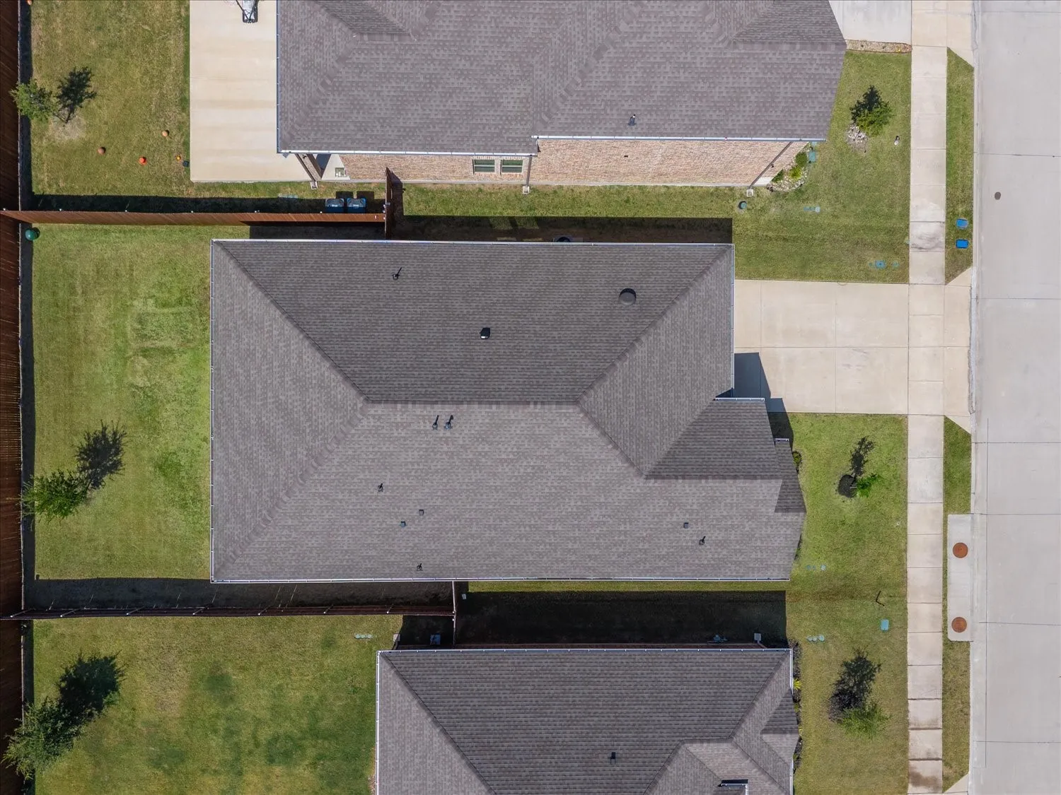 Single Family Residence For Rent in Collin County , 772 Soar Sky Way, Lavon, Texas 75166, 4 Bedroom, 2 Bathroom, 2 Garage spaces, 1,861 Sqft, built in 2023, mls#21361063, Real Estate Agent in Lavon, Homes For Rent in Collin county, Homes For Rent in Lavon, Realtor in Lavon Texas, Real Estate Brokerage Independent Realty Texas, Luminita Cordes Realtor