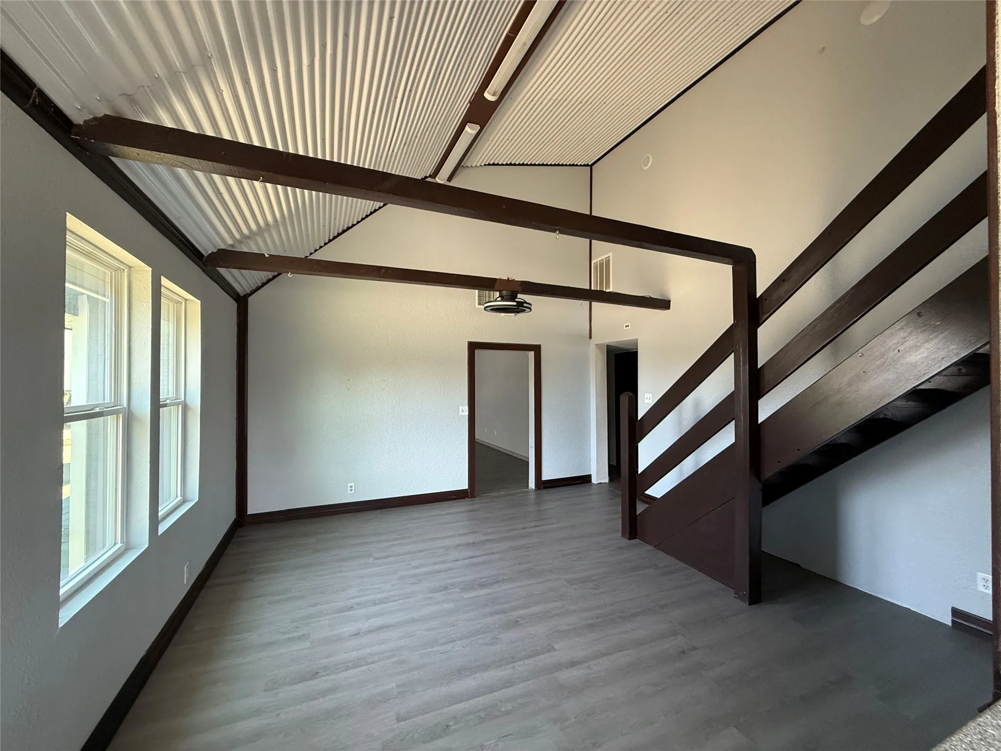 Single Family Residence For Sale in Wise County , 293 County Road 4773, Boyd, Texas 76023, 3 Bedroom, 3 Bathroom, 2 Garage spaces, 2,372 Sqft, built in 1985, mls#21361013, Real Estate Agent in Boyd, Homes For Sale in Wise county, Homes For Sale in Boyd, Realtor in Boyd Texas, Real Estate Brokerage Independent Realty Texas, Luminita Cordes Realtor