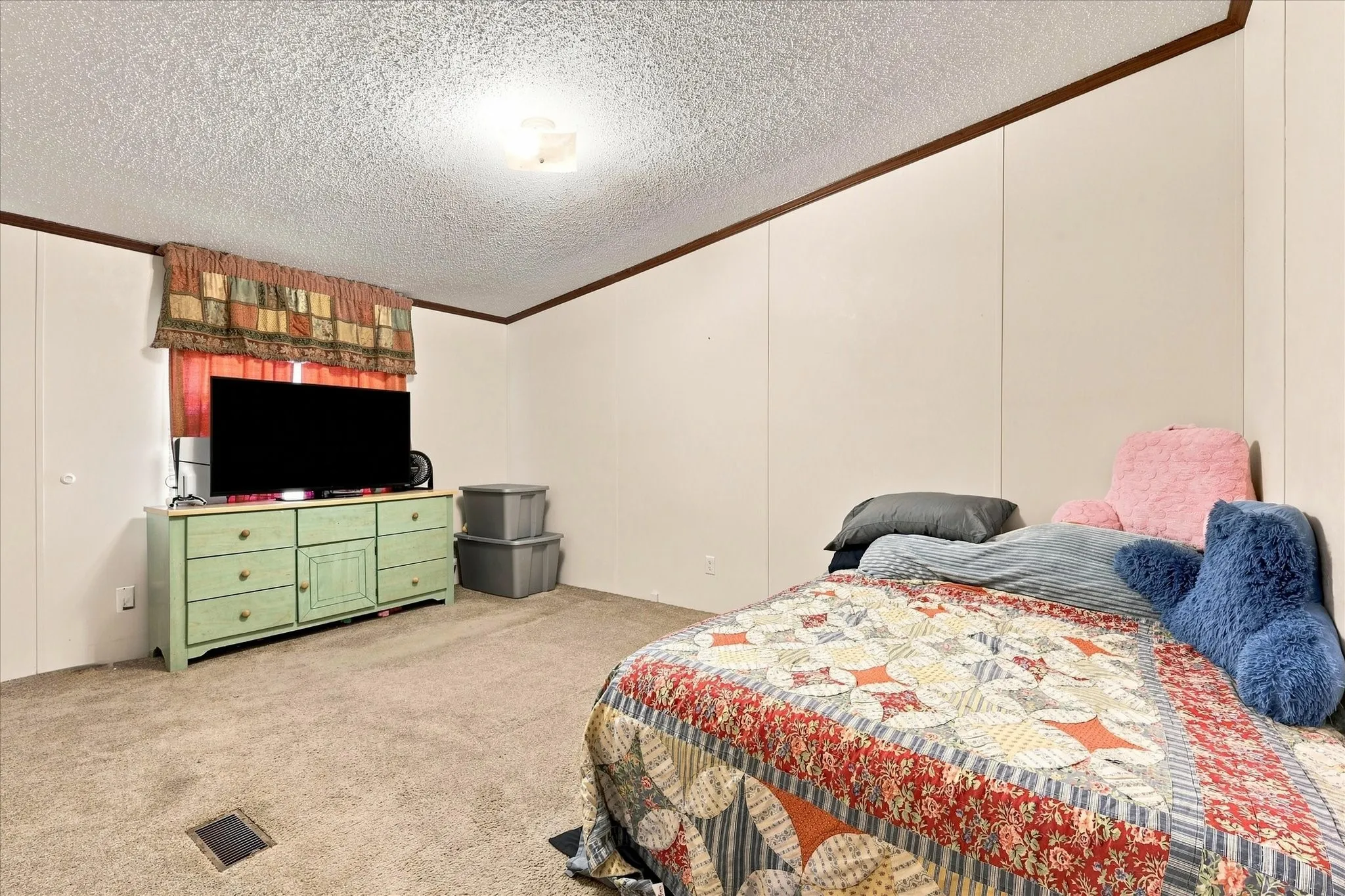 2nd Guest Bedroom