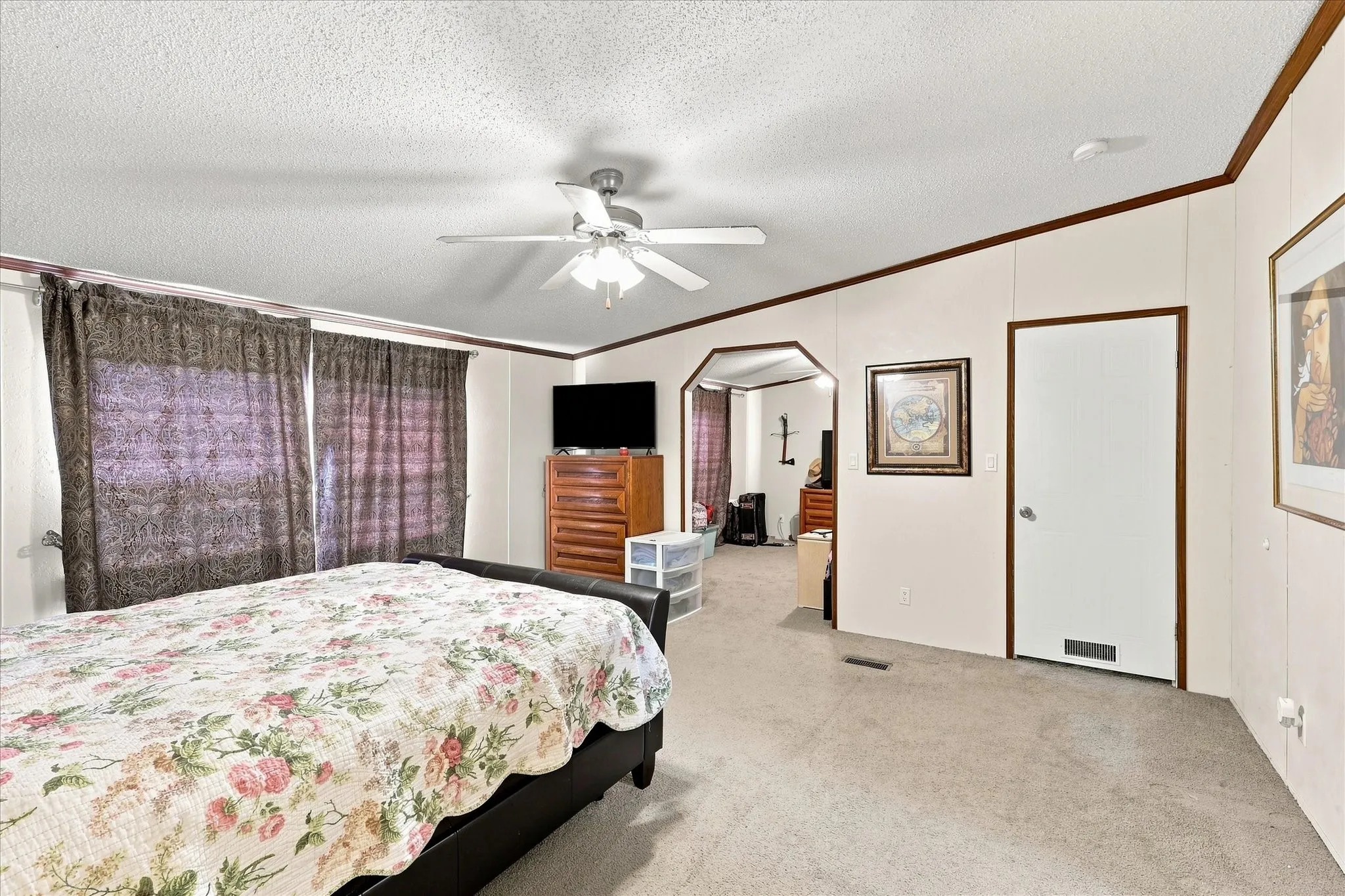 Mobile Home For Sale in Van Zandt County , 5180 Vz County Road 3415, Wills Point, Texas 75169, 3 Bedroom, 2 Bathroom, 2 Garage spaces, 2,048 Sqft, built in 2009, mls#21360985, Real Estate Agent in Wills Point, Homes For Sale in Van Zandt county, Homes For Sale in Wills Point, Realtor in Wills Point Texas, Real Estate Brokerage Independent Realty Texas, Luminita Cordes Realtor