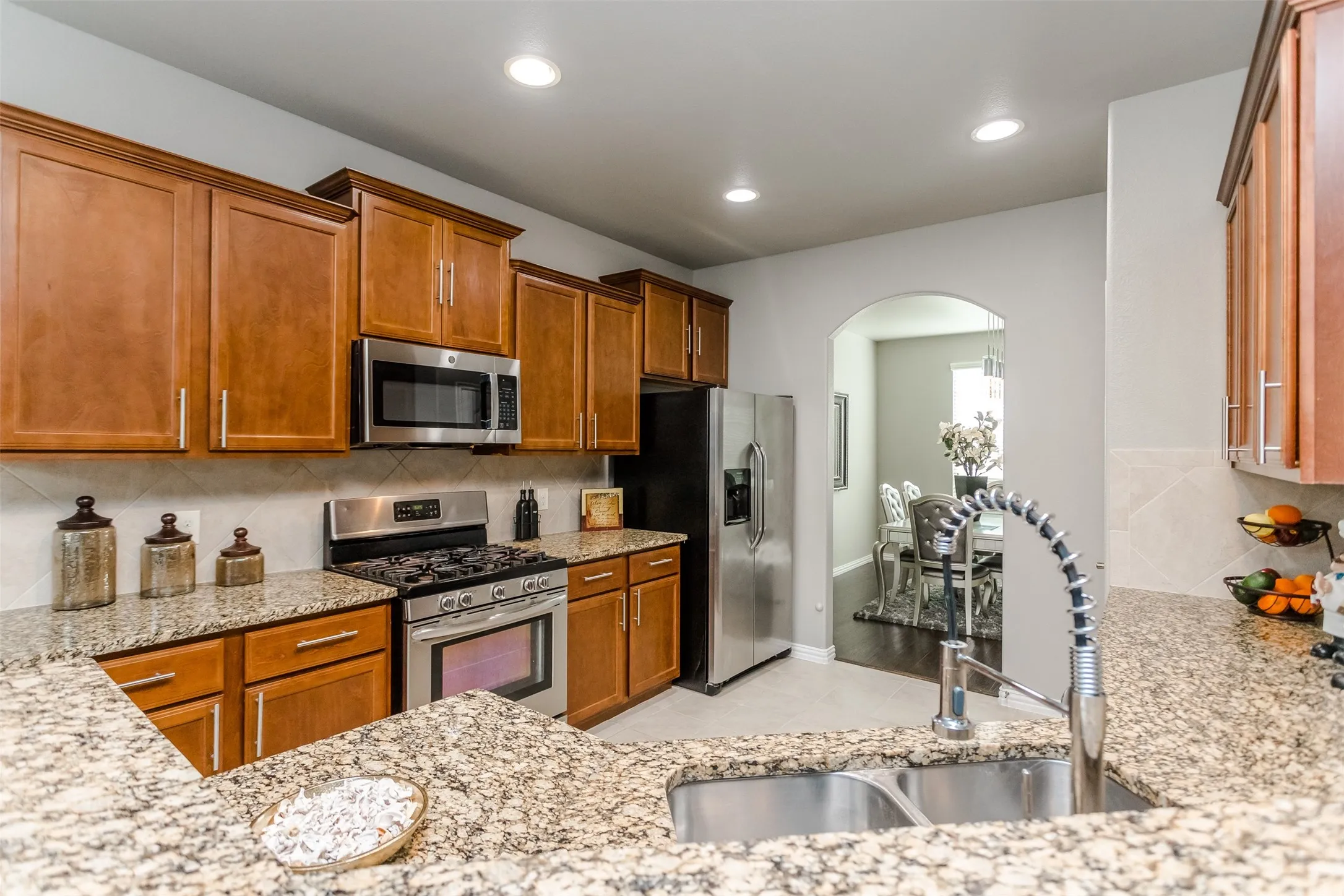 Single Family Residence For Sale in Collin County , 3504 Van Zandt Road, Melissa, Texas 75454, 4 Bedroom, 3 Bathroom, 2 Garage spaces, 2,476 Sqft, built in 2016, mls#21360827, Real Estate Agent in Melissa, Homes For Sale in Collin county, Homes For Sale in Melissa, Realtor in Melissa Texas, Real Estate Brokerage Independent Realty Texas, Luminita Cordes Realtor