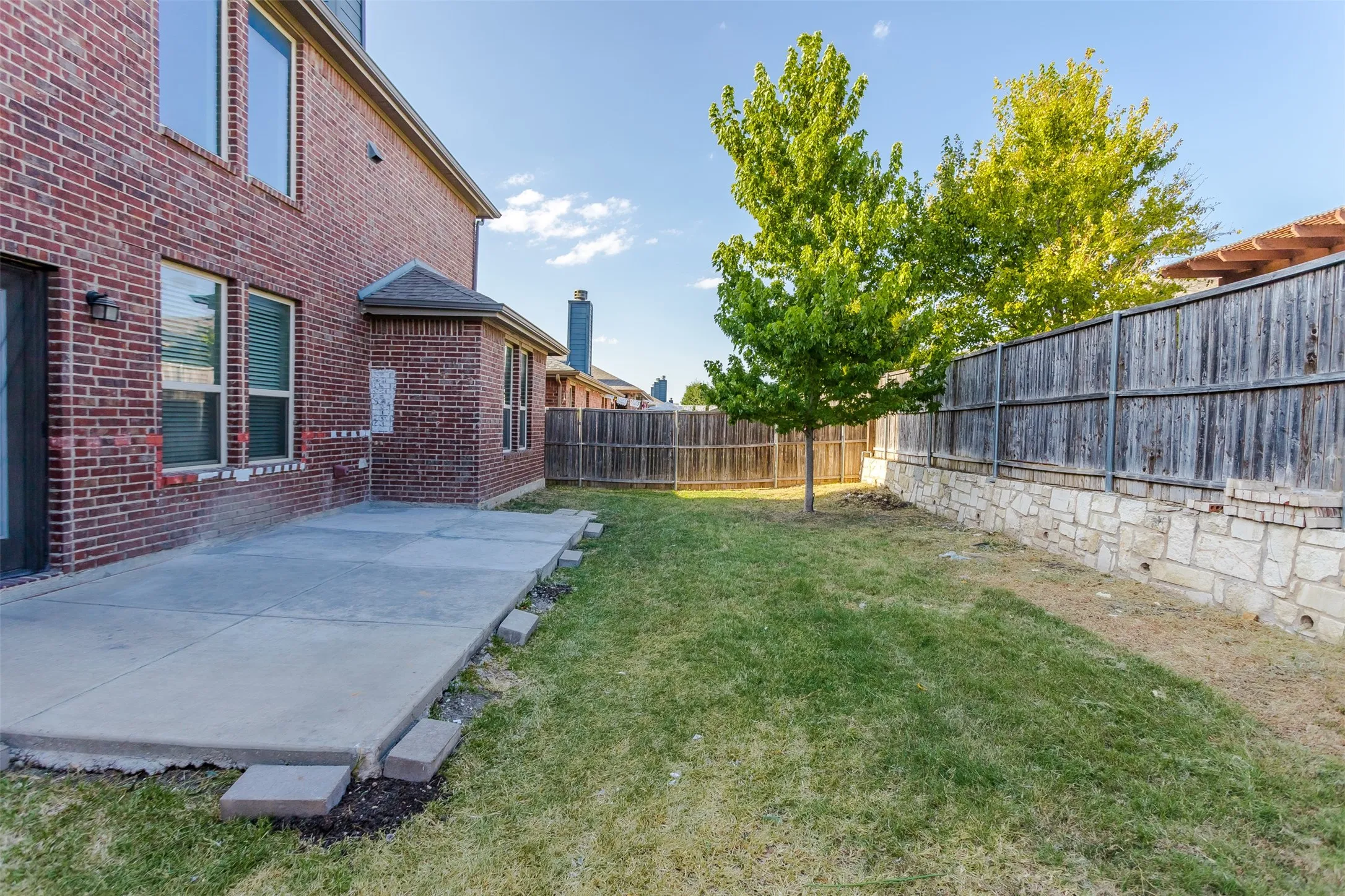 Single Family Residence For Sale in Collin County , 3504 Van Zandt Road, Melissa, Texas 75454, 4 Bedroom, 3 Bathroom, 2 Garage spaces, 2,476 Sqft, built in 2016, mls#21360827, Real Estate Agent in Melissa, Homes For Sale in Collin county, Homes For Sale in Melissa, Realtor in Melissa Texas, Real Estate Brokerage Independent Realty Texas, Luminita Cordes Realtor