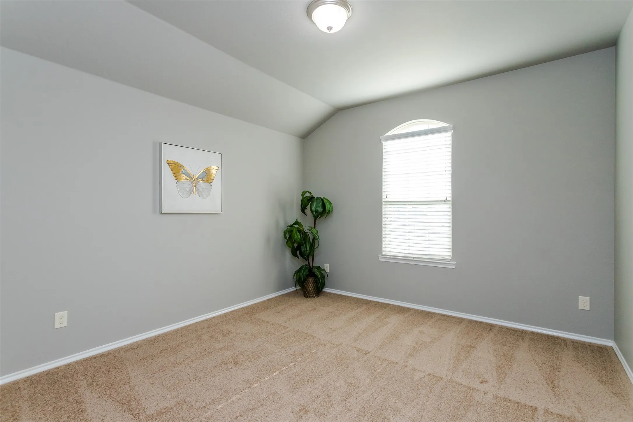 Single Family Residence For Sale in Collin County , 3504 Van Zandt Road, Melissa, Texas 75454, 4 Bedroom, 3 Bathroom, 2 Garage spaces, 2,476 Sqft, built in 2016, mls#21360827, Real Estate Agent in Melissa, Homes For Sale in Collin county, Homes For Sale in Melissa, Realtor in Melissa Texas, Real Estate Brokerage Independent Realty Texas, Luminita Cordes Realtor