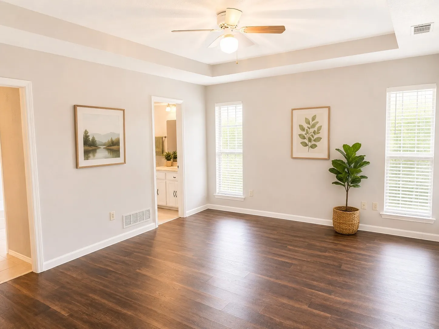 Single Family Residence For Rent in Collin County , 1601 Copper Creek Drive, Plano, Texas 75075, 3 Bedroom, 3 Bathroom, 2 Garage spaces, 2,054 Sqft, built in 1979, mls#21361085, Real Estate Agent in Plano, Homes For Rent in Collin county, Homes For Rent in Plano, Realtor in Plano Texas, Real Estate Brokerage Independent Realty Texas, Luminita Cordes Realtor