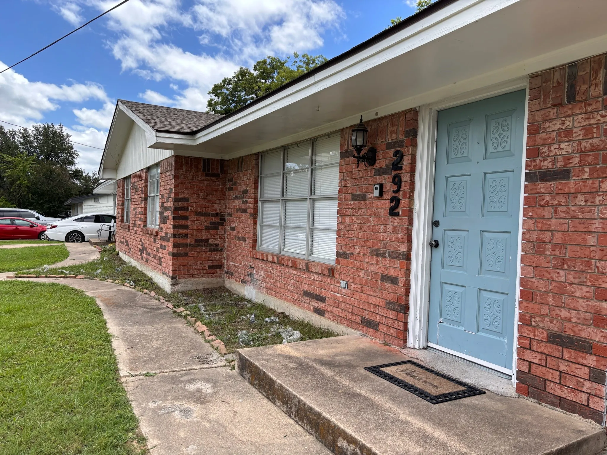 292 N Barker