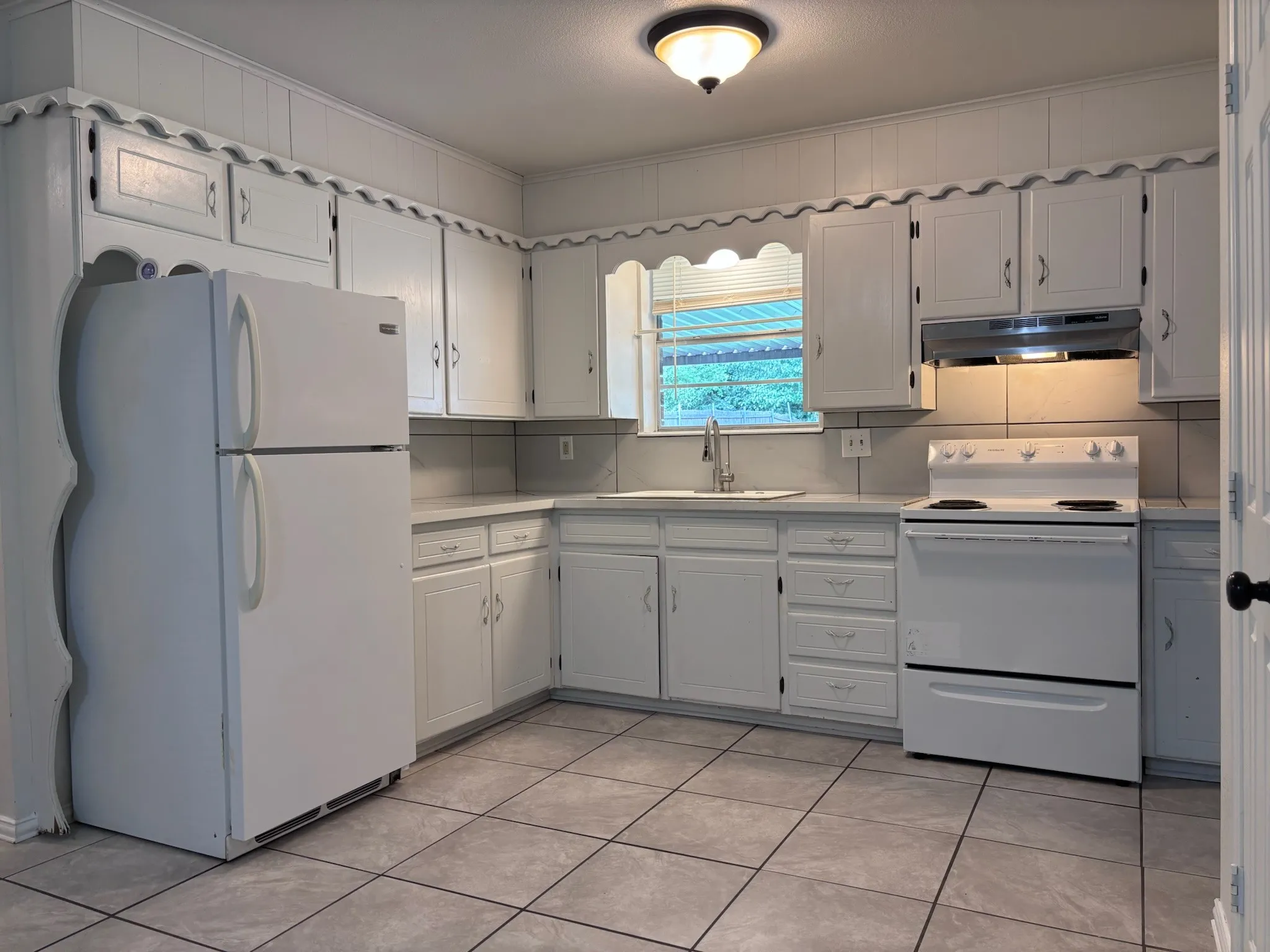 Duplex For Sale in Erath County , 290 N Barker Street, Stephenville, Texas 76401, 6 Bedroom, 3 Bathroom, Garage spaces, 0 Sqft, built in 1968, mls#21360191, Real Estate Agent in Stephenville, Homes For Sale in Erath county, Homes For Sale in Stephenville, Realtor in Stephenville Texas, Real Estate Brokerage Independent Realty Texas, Luminita Cordes Realtor