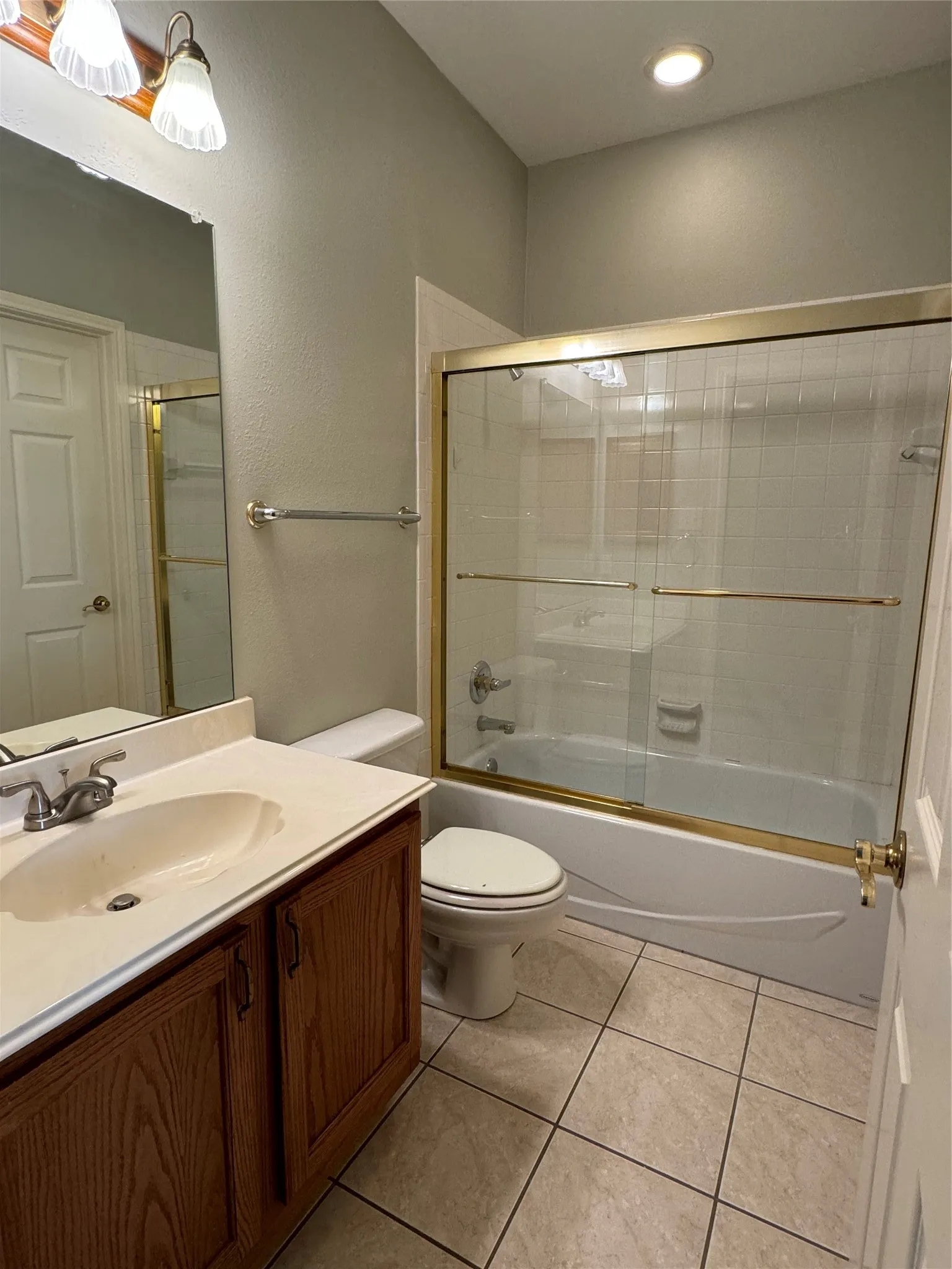 Condominium For Rent in Rockwall County , 2026 Signal Ridge Place, Rockwall, Texas 75032, 2 Bedroom, 2 Bathroom, Garage spaces, 1,262 Sqft, built in 1999, Price $1,900, mls#21360016, Real Estate Agent in Rockwall, Homes For Rent in Rockwall county, Homes For Rent in Rockwall, Realtor in Rockwall Texas, Real Estate Brokerage Independent Realty Texas, Luminita Cordes Realtor