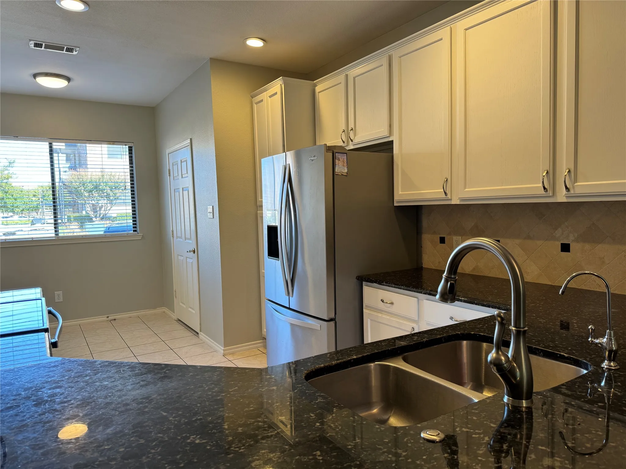 Condominium For Rent in Rockwall County , 2026 Signal Ridge Place, Rockwall, Texas 75032, 2 Bedroom, 2 Bathroom, Garage spaces, 1,262 Sqft, built in 1999, Price $1,900, mls#21360016, Real Estate Agent in Rockwall, Homes For Rent in Rockwall county, Homes For Rent in Rockwall, Realtor in Rockwall Texas, Real Estate Brokerage Independent Realty Texas, Luminita Cordes Realtor