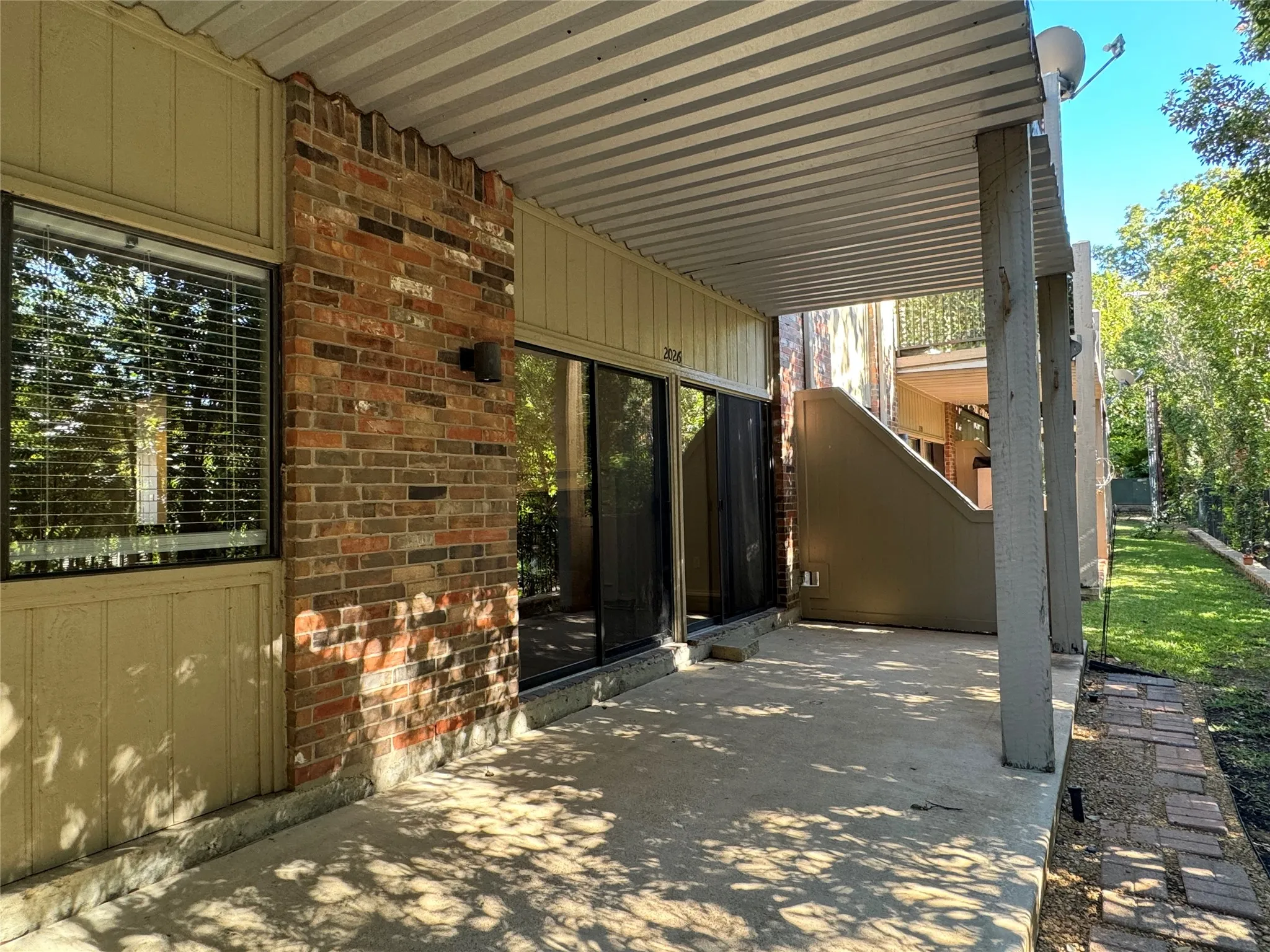 Condominium For Rent in Rockwall County , 2026 Signal Ridge Place, Rockwall, Texas 75032, 2 Bedroom, 2 Bathroom, Garage spaces, 1,262 Sqft, built in 1999, Price $1,900, mls#21360016, Real Estate Agent in Rockwall, Homes For Rent in Rockwall county, Homes For Rent in Rockwall, Realtor in Rockwall Texas, Real Estate Brokerage Independent Realty Texas, Luminita Cordes Realtor